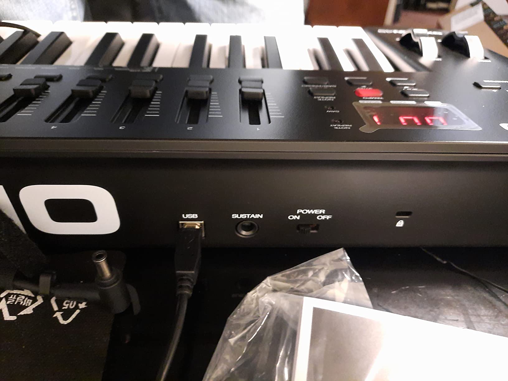 M-AUDIO Oxygen 61 MKV USB MIDI Keyboard Controller customer photo 2
