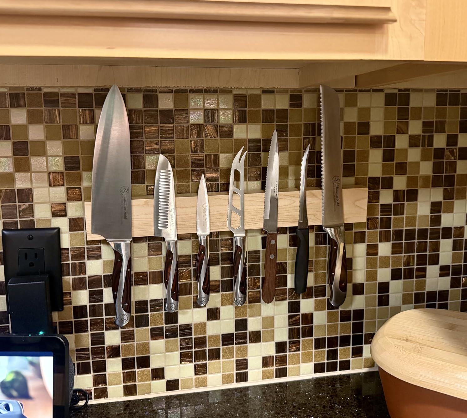 Premium 24 Inch (Large Size) Dark Walnut Wood Magnetic Knife Holder – Professional Wooden Magnetic Knife Strip - Space-Saving Knife Rack/Knife Bar With Powerful Magnetic Pull Force (Upgraded Version) customer photo 2