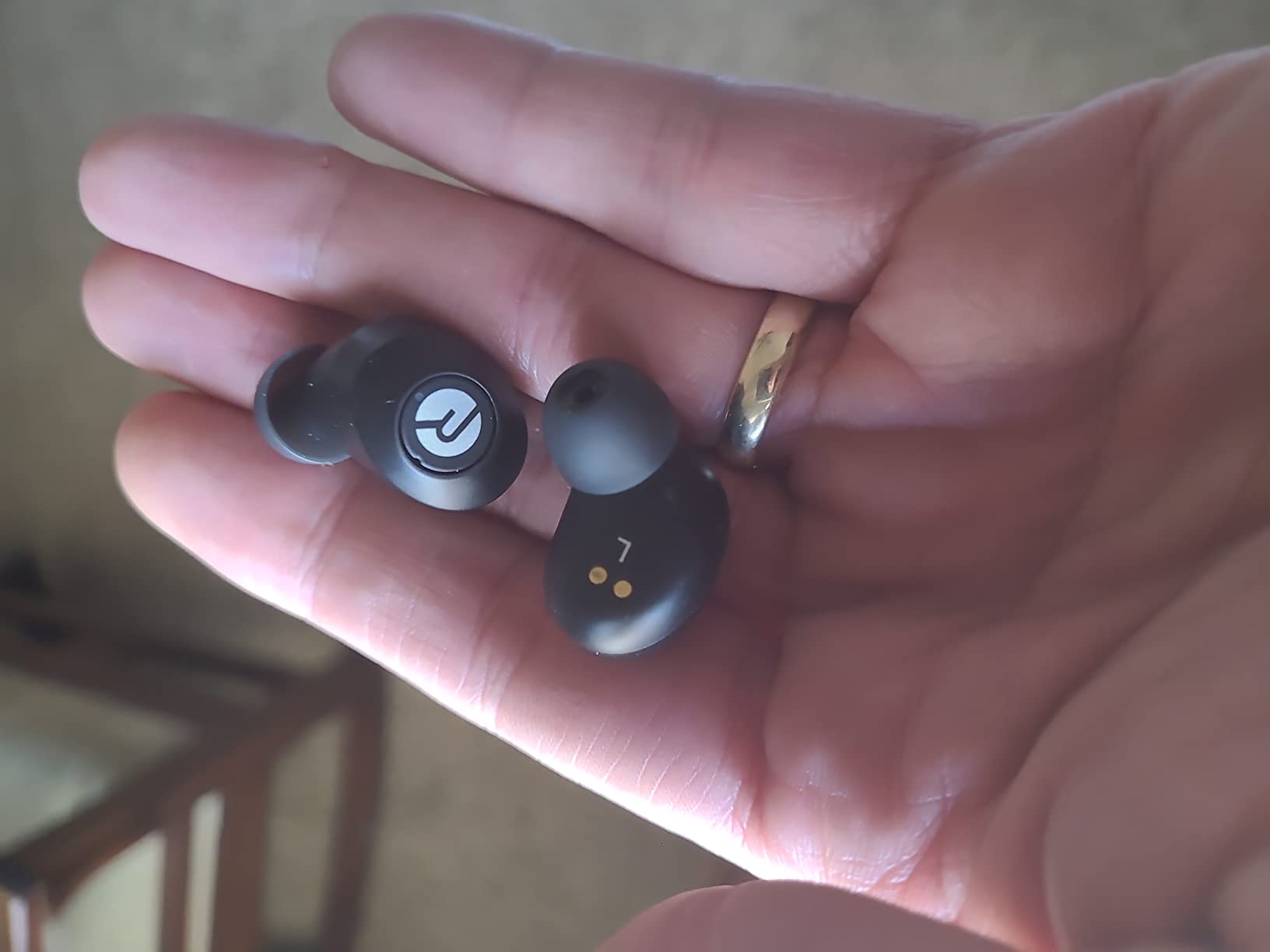 Raycon Everyday Bluetooth Wireless Earbuds with Microphone - Active Noise Cancelling, Sweat & Water-Resistant Earphones, Ear Buds Wireless Bluetooth (Blue) customer photo 1