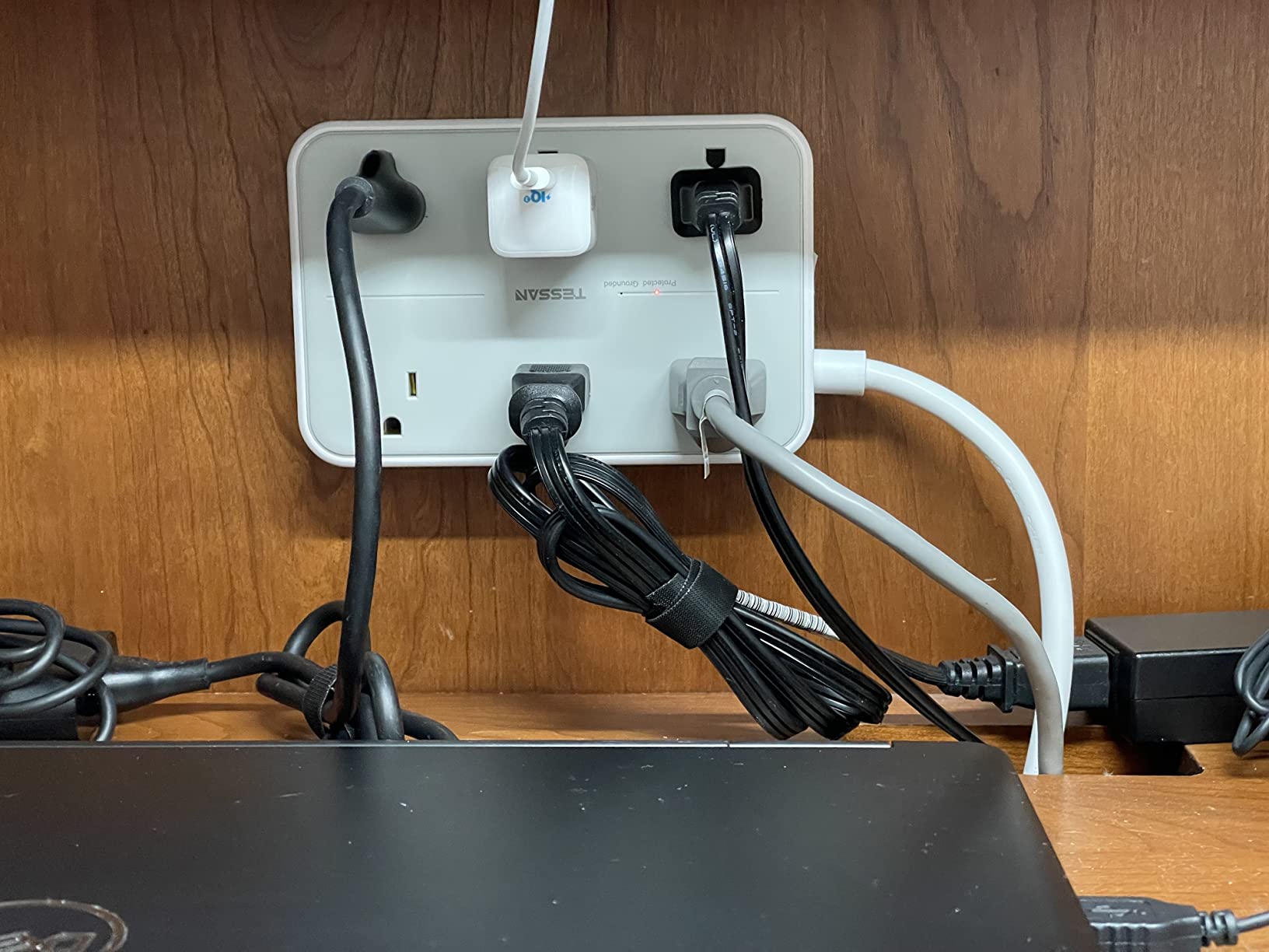 TESSAN Dual Surge Protector Power Strip, 5 Ft Extension Cord Flat Wall Plug | 4 USB (2 USB C) 8 Outlets, 2100J Surge Protection, 20W Multiple Charging Station for Home, Office, College, Dorm, Grey customer photo 1