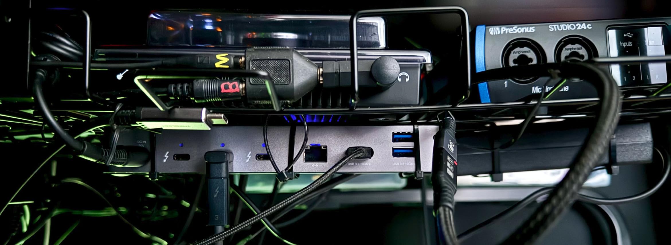 OWC 11-Port Thunderbolt Dock for Mac/PC with 96W PD and 3X Thunderbolt 4 | Thunderbolt 4 dock, 40Gb/s, 96W charging, 3x Thunderbolt 4, 3x USB A 10Gb/s, USB 2.0, 1GbE, SD UHS-II, 3.5mm audio customer photo 1