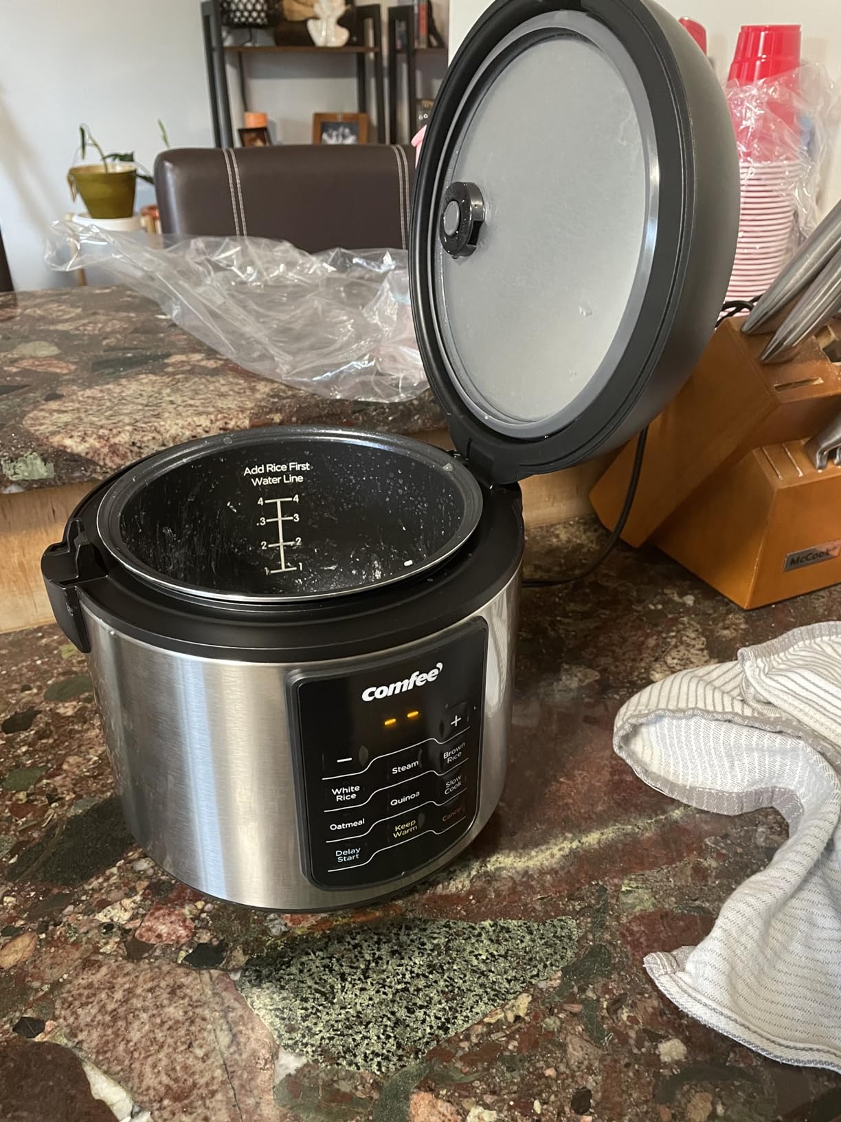 COMFEE' Rice Cooker with 6 Functions, 4-Cups Uncooked Rice customer photo 1