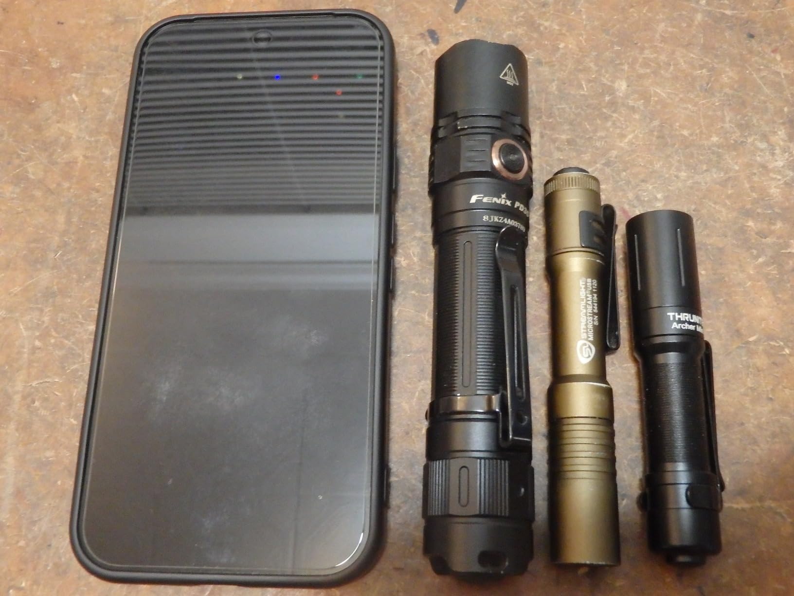 Fenix PD35 v3.0 Rechargeable Tactical Flashlight, 1700 Lumens EDC with Organizer (Black) customer photo 2