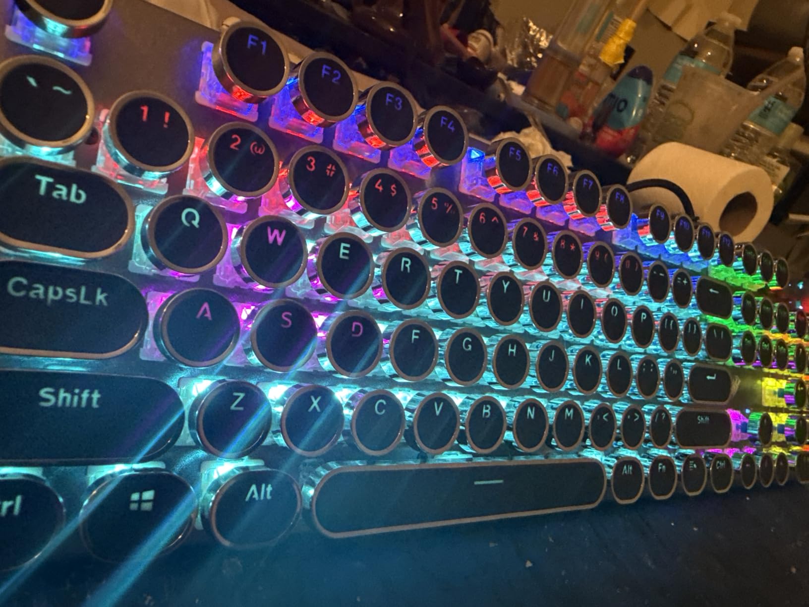 AULA F2088 Typewriter Style Mechanical Gaming Keyboard Wired,Blue Switches,Rainbow LED Backlit,Removable Wrist Rest,Media Control Knob,Retro Punk Round Keycaps,USB Wired Computer Keyboard customer photo 2