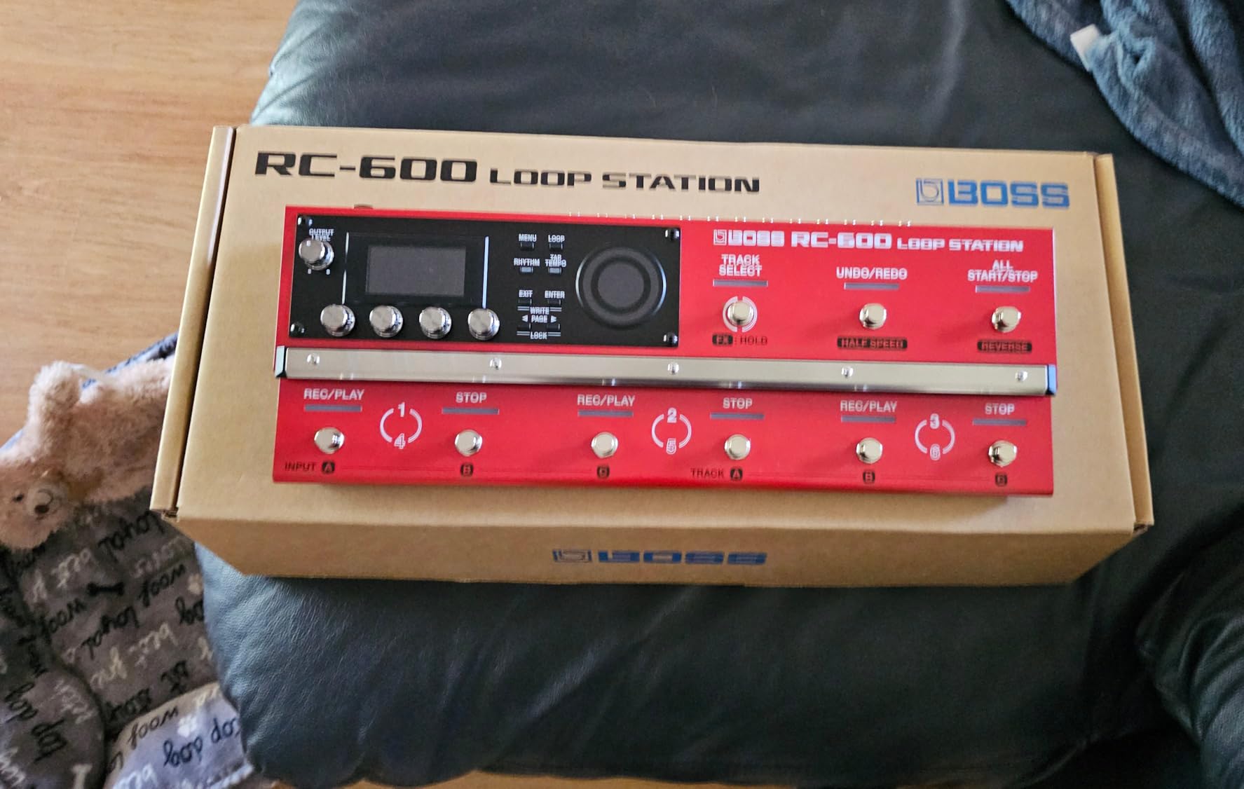 BOSS RC-600 Floor-Based Loop Station for Looping Musicians customer photo 2