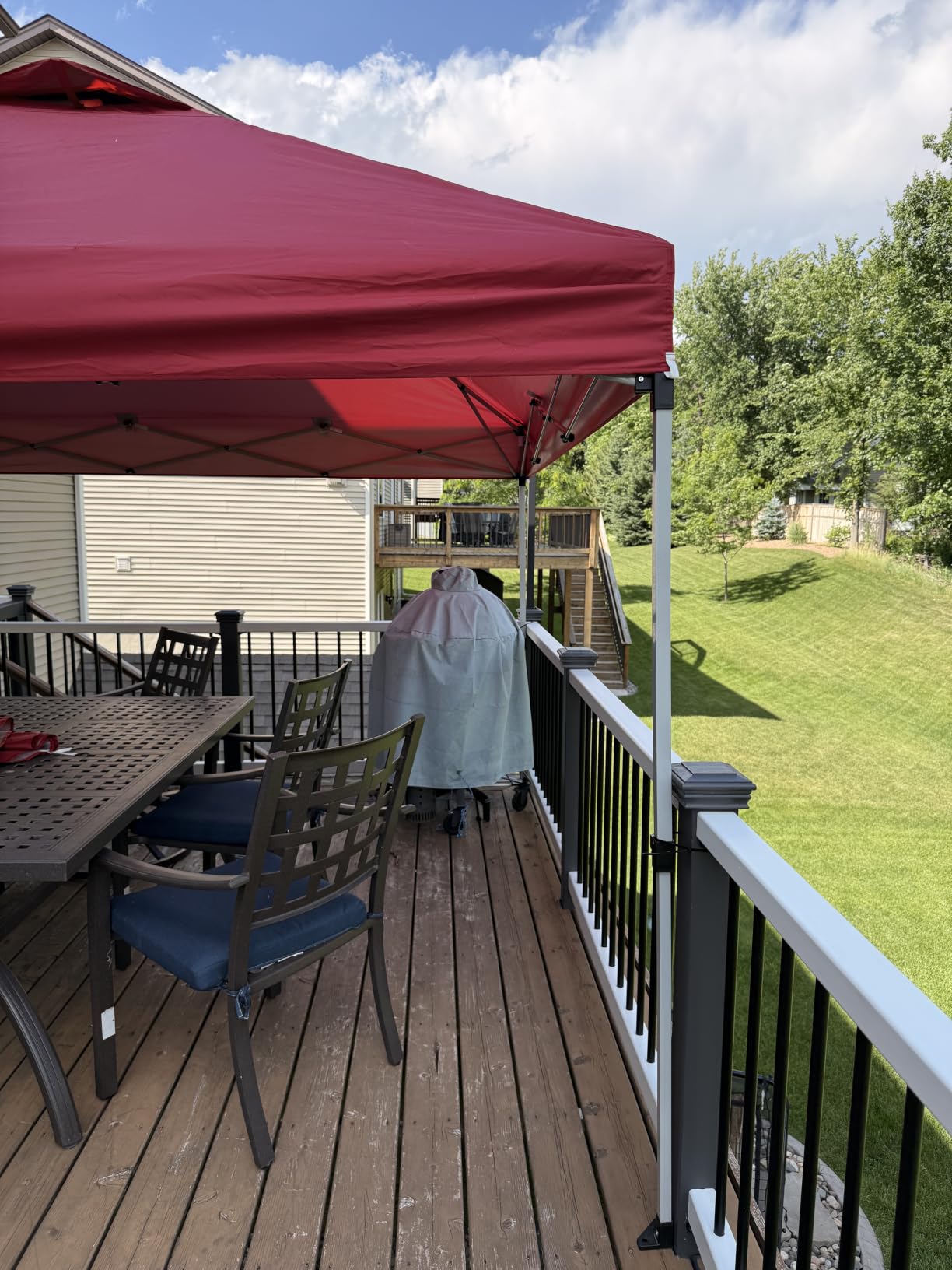 CROWN SHADES 10x10 Pop Up Canopy with 1 Side Wall, Beach Canopy Tent, White customer photo 1