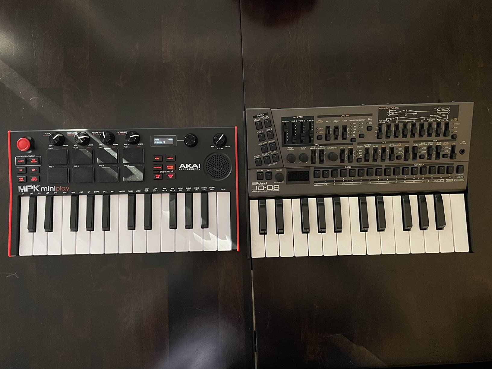 Akai Professional MPK Mini Play MK3 25-Key USB MIDI Keyboard Controller customer photo 1