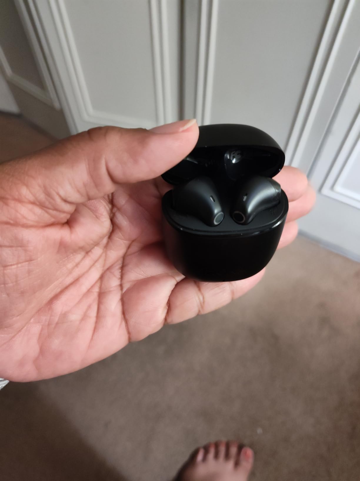 1 Hora Wireless Earbuds, Bluetooth 5.3 Ear Buds with Charging Case, Clear Calls, Deep Bass, Touch Control, Lightweight in-Ear Headphones Compatible with iPhone Android customer photo 2