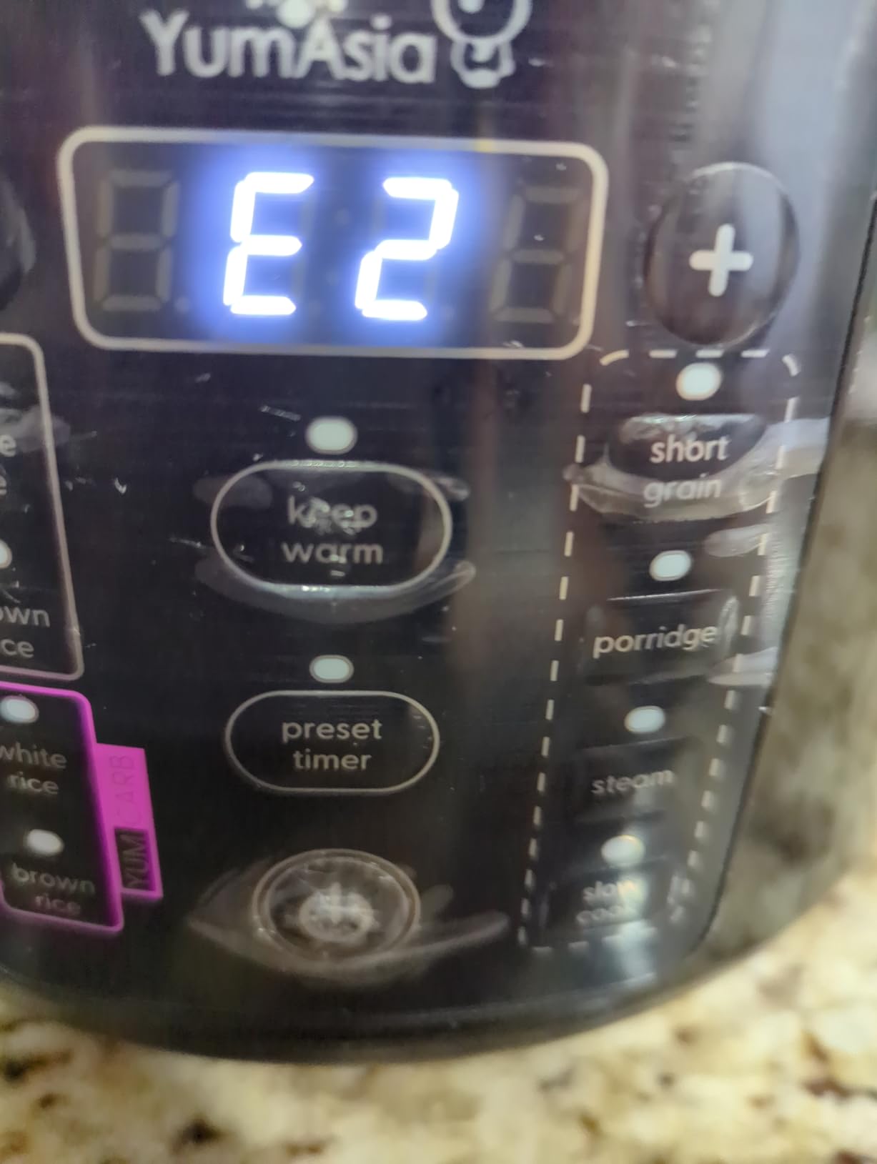 Yum Asia Kumo YumCarb Rice Cooker with Ceramic Bowl and Advanced Fuzzy Logic, (5.5 Cups, 1 Litre), 5 Rice Cooking Functions, 3 Multicooker Functions, 110V US Power (Light Stainless Steel) customer photo 2