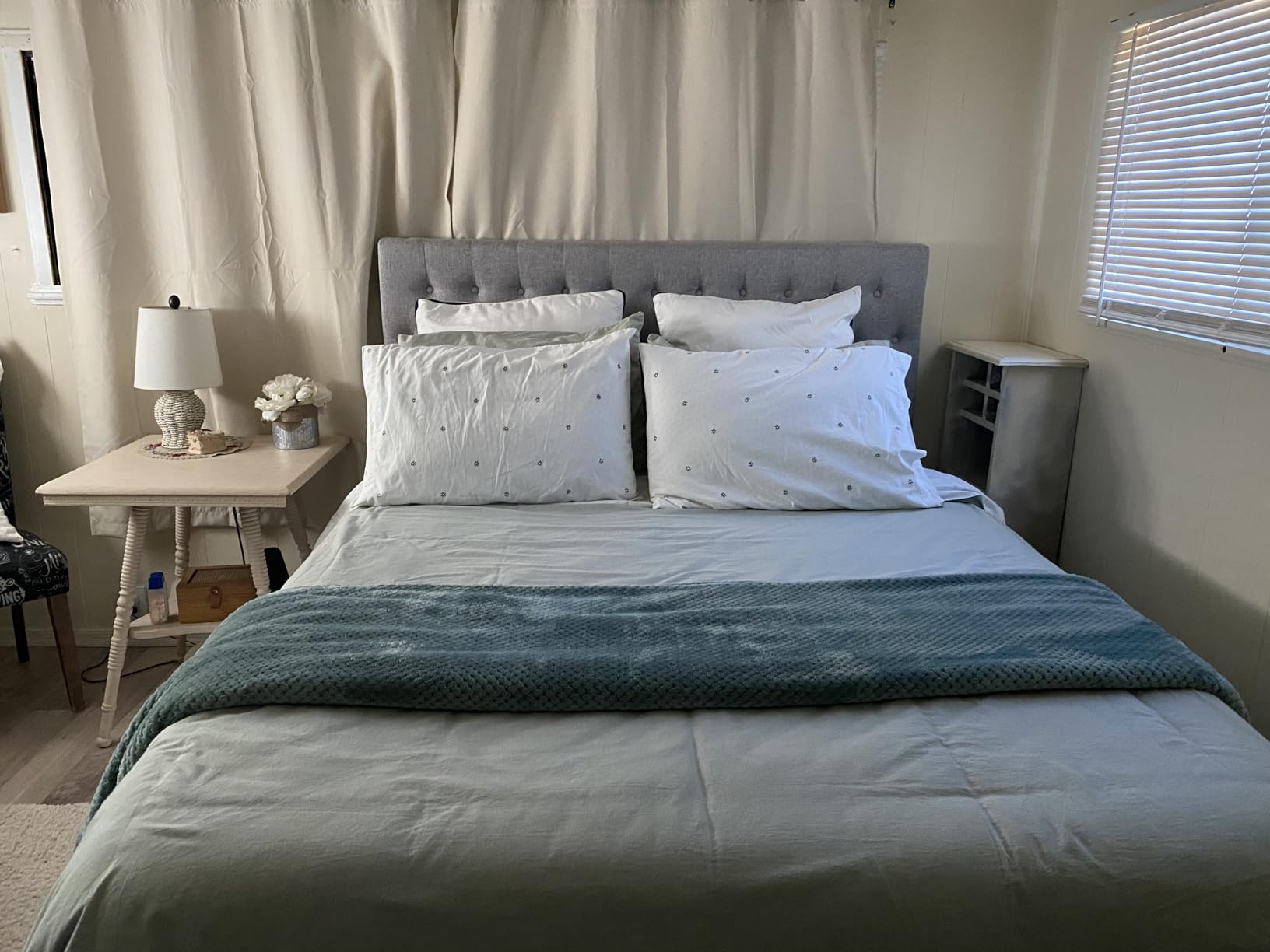 Kingfun Headboards for King Size Bed in Modern Button Design, Premium Linen Fabric Upholstered Tufted Bed Headboard, Adjustable Solid Wood Head Board, Grey customer photo 2