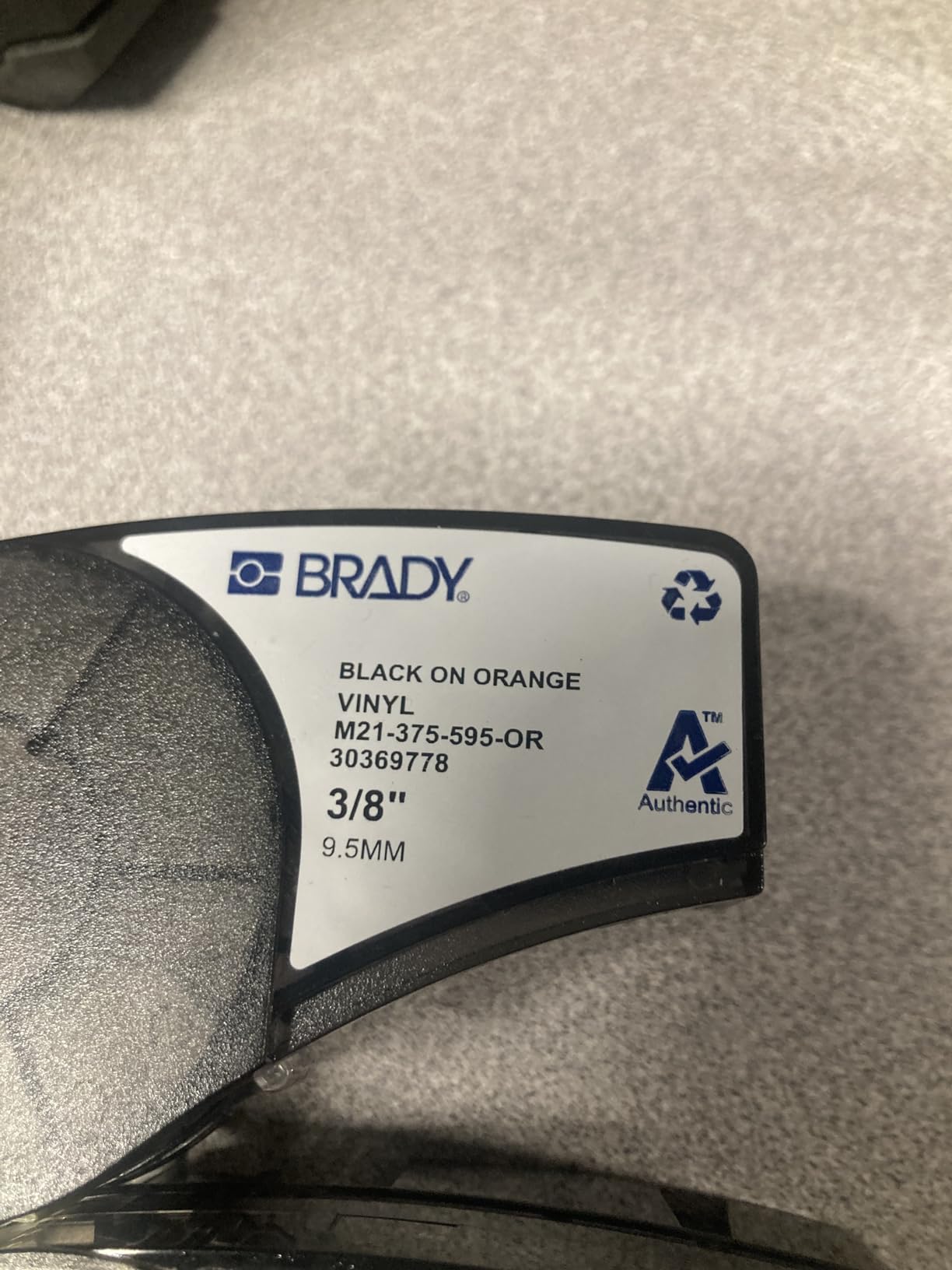 Brady M210 Portable Label Printer Kit (M210-KIT), Yellow/Black customer photo 1