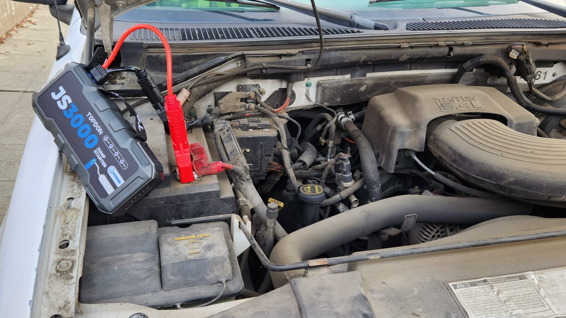TOPDON JS3000 Jump Starter, 3000A, Boost Mode, 9L Gas/ 7L Diesel Engines customer photo 1