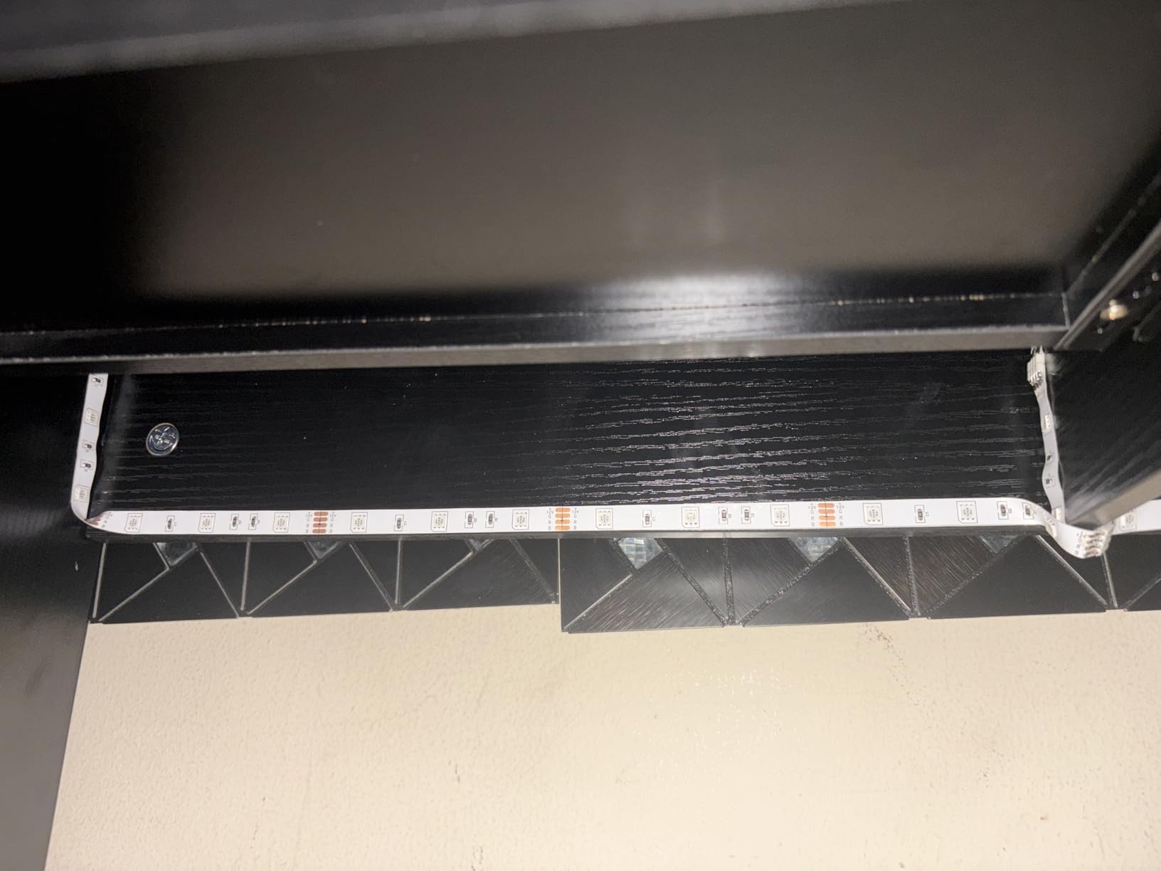 maylit 10 PCS 20in Smart RGB Under Cabinet Lights Kit customer photo 2