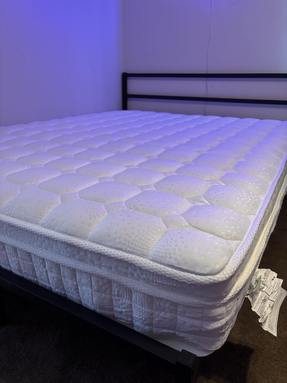 FDW | 10 Inch Queen Mattress | Medium Firm | Gel Memory Foam | White customer photo 1