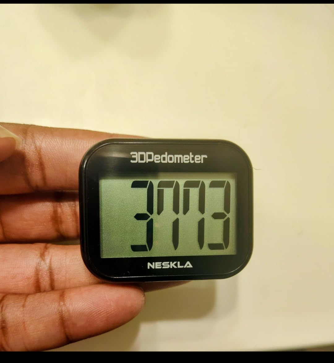 NESKLA 3D Pedometer, Simple Step Counter with Large LCD Display for Walking | Accurate Step Tracker with Removable Clip & Lanyard, No App or Charging Needed, Easy to Use for Senior Men Women Adults customer photo 1