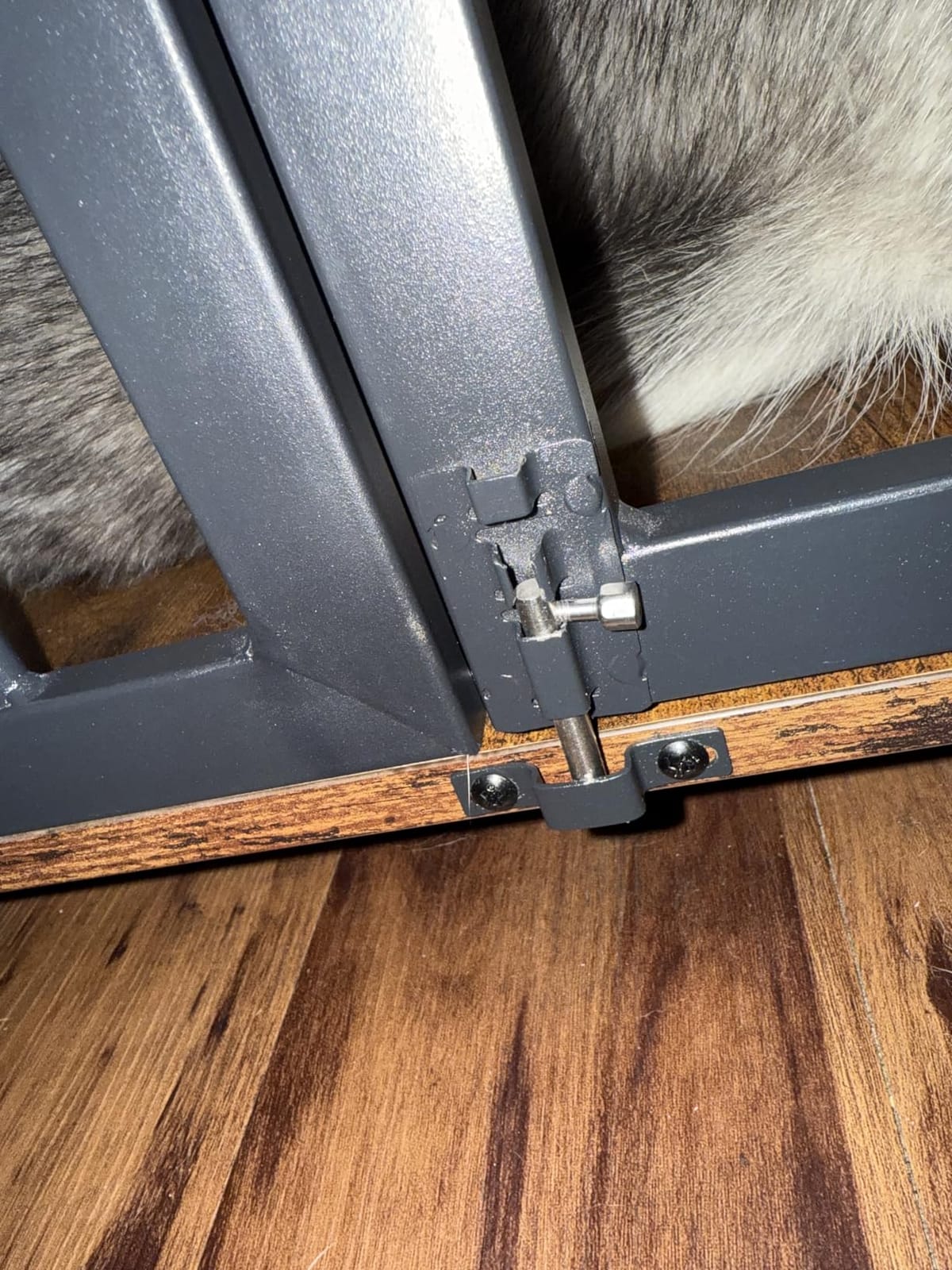 ROOMTEC 41 Inch Dog Crate Furniture, Indoor Kennel End Table customer photo 2