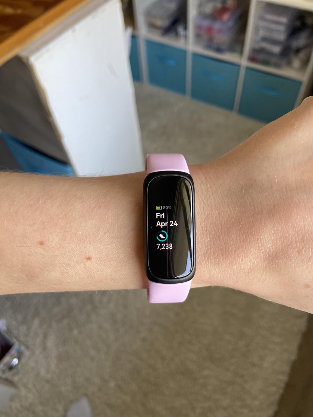 Fitbit Inspire 3 Fitness Tracker – Advanced Health Insights with Stress Management, Workout Intensity & Sleep Tracking, 24/7 Heart Rate, Includes Small and Large Classic Bands (Lilac Bliss/Black) customer photo 2