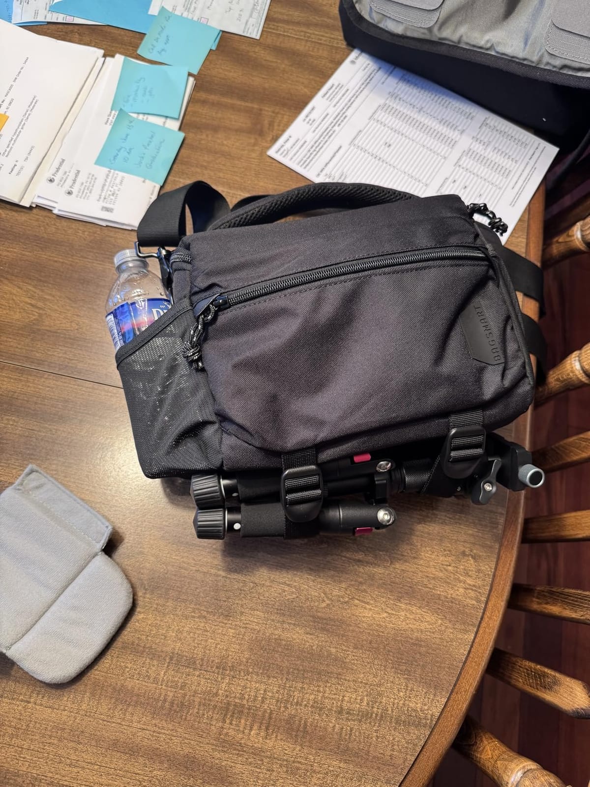 BAGSMART Camera Sling Bag with Tripod Holder & Rain Cover, Black customer photo 2