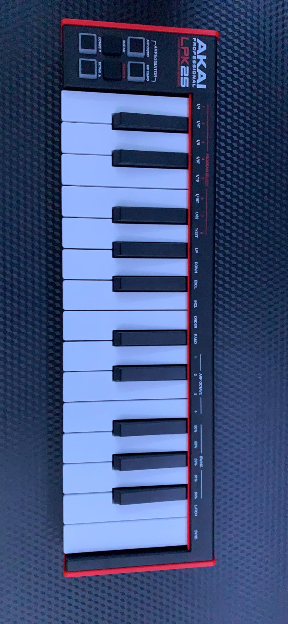 Akai Professional LPK25 25-Key USB MIDI Keyboard Controller customer photo 1