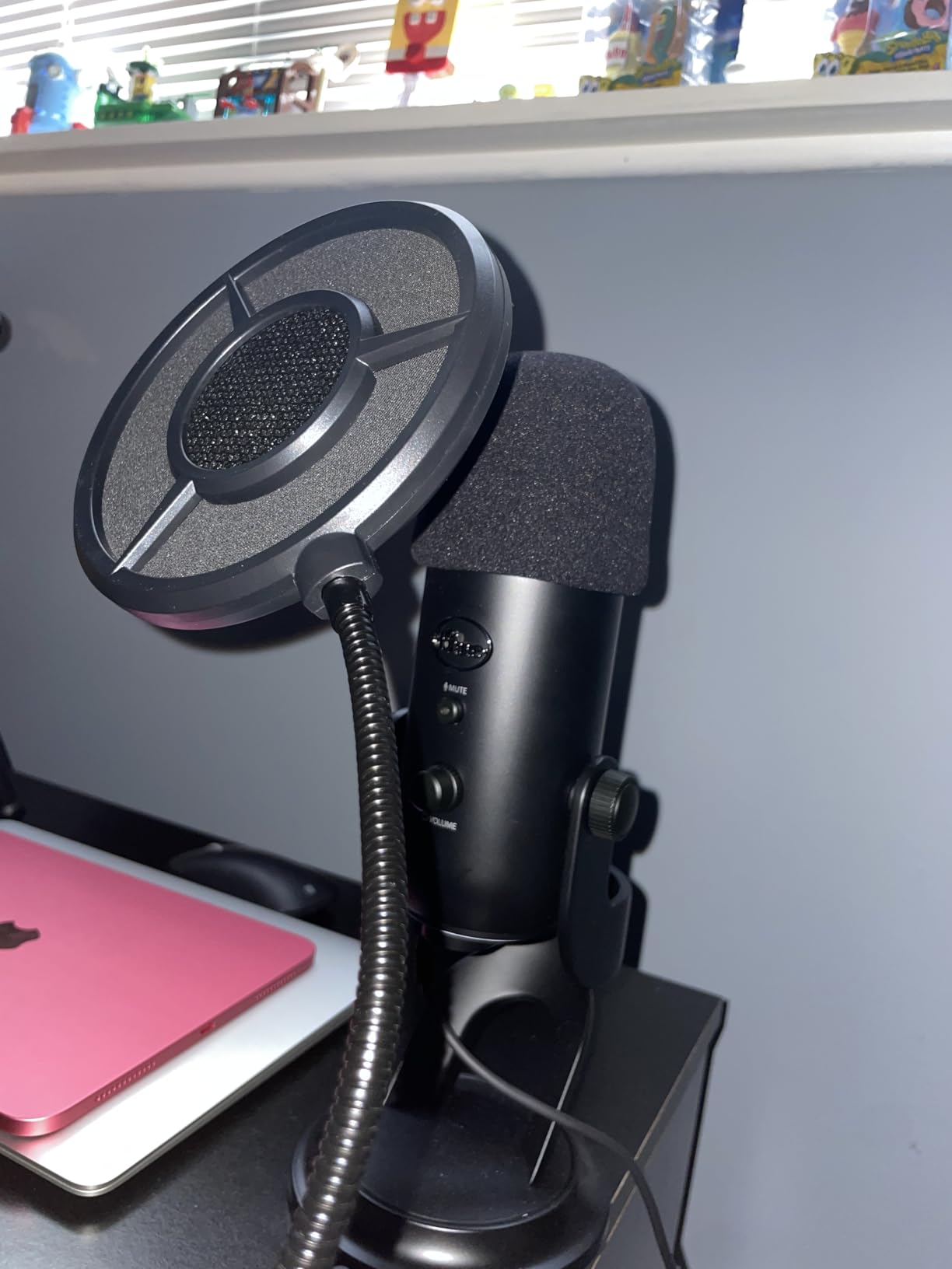 Blue Yeti Pop Filter Foam Windscreen - 5.5 Inch Diam 6 Layers Pop Filter for Mic Cover Yeti Pop Screen Compatible with Blue Yeti Microphone Professional Metal Pop Filter by YOUSHARES customer photo 2