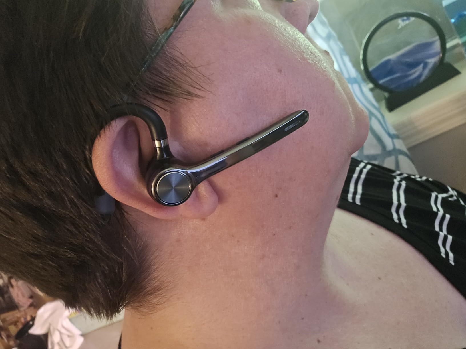HEIBAS Bluetooth Headset, Wireless Earpiece with Mic for Work customer photo 2