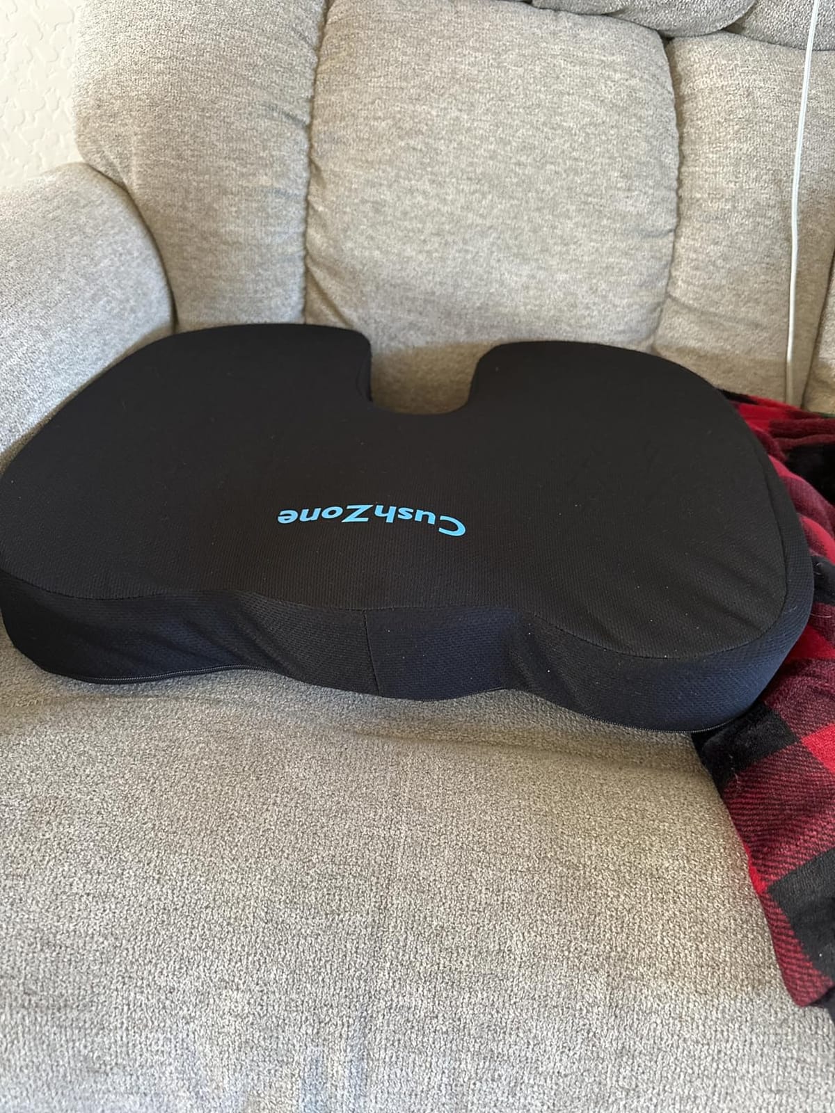 CushZone Seat Cushion Memory Foam Chair Pad for Office & Car, Black | Office Seat Cushion, Sciatica, Tailbone Back Pain Relief, Orthopedic Coccyx Pillow for Car, Pregnancy & Long Sitting at Work customer photo 1
