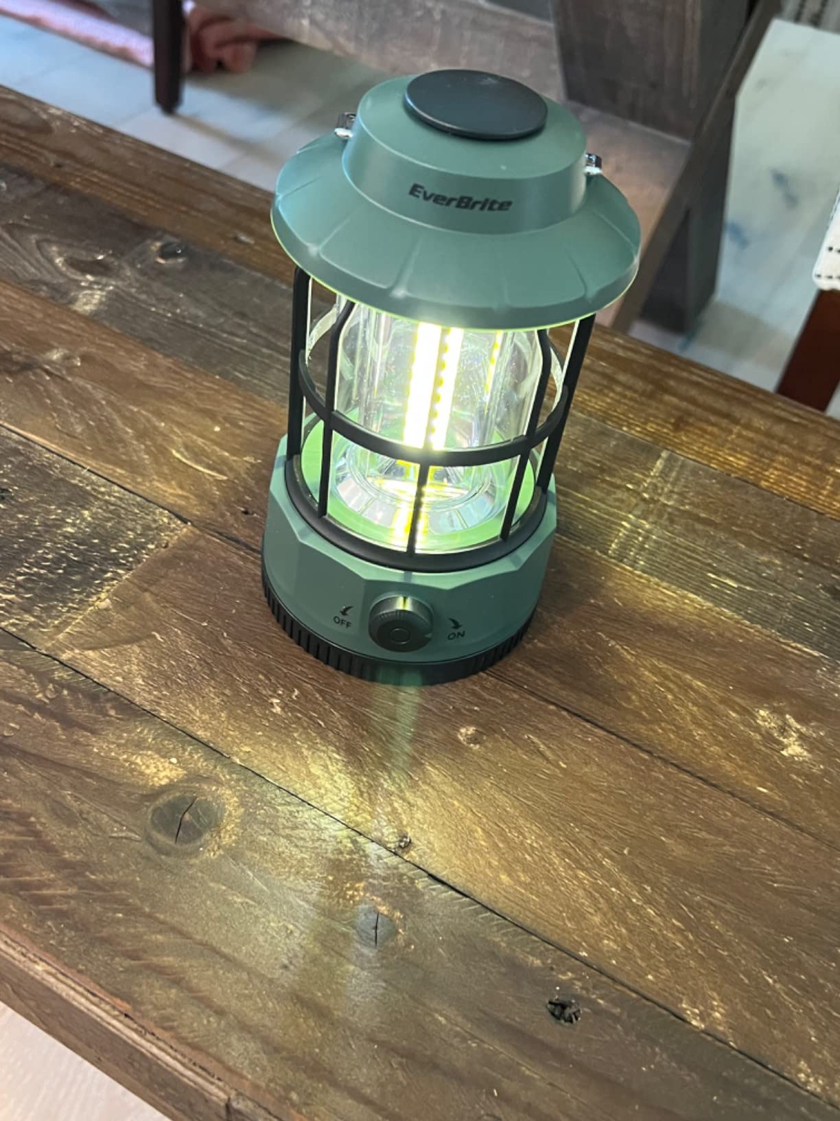 EverBrite Rechargeable LED Camping Lantern with Stepless Dimming customer photo 2
