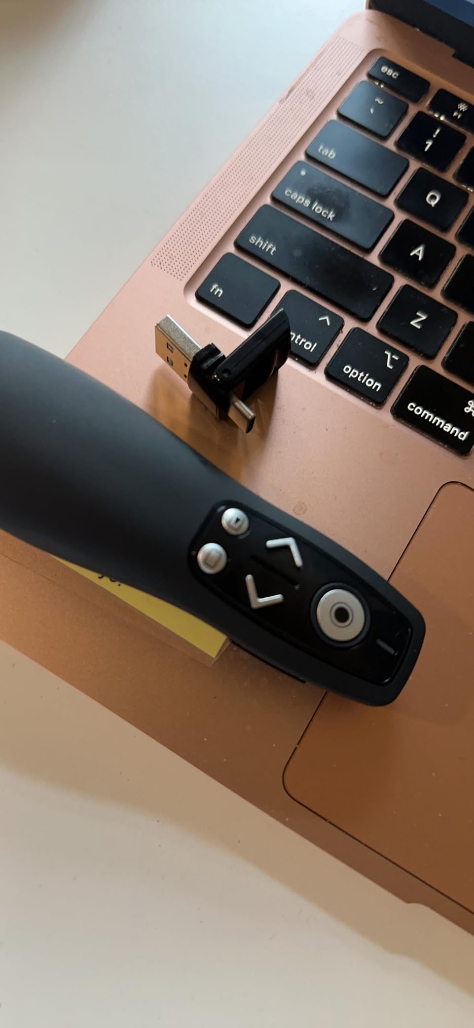 Presentation Clicker with USB-A & USB-C Receiver, 2.4GHz Wireless Presenter Remote with Volume Control & Red Light Pointer, Clicker for PowerPoint Slides Slide Advancer for Mac Computer, Plug & Play customer photo 1