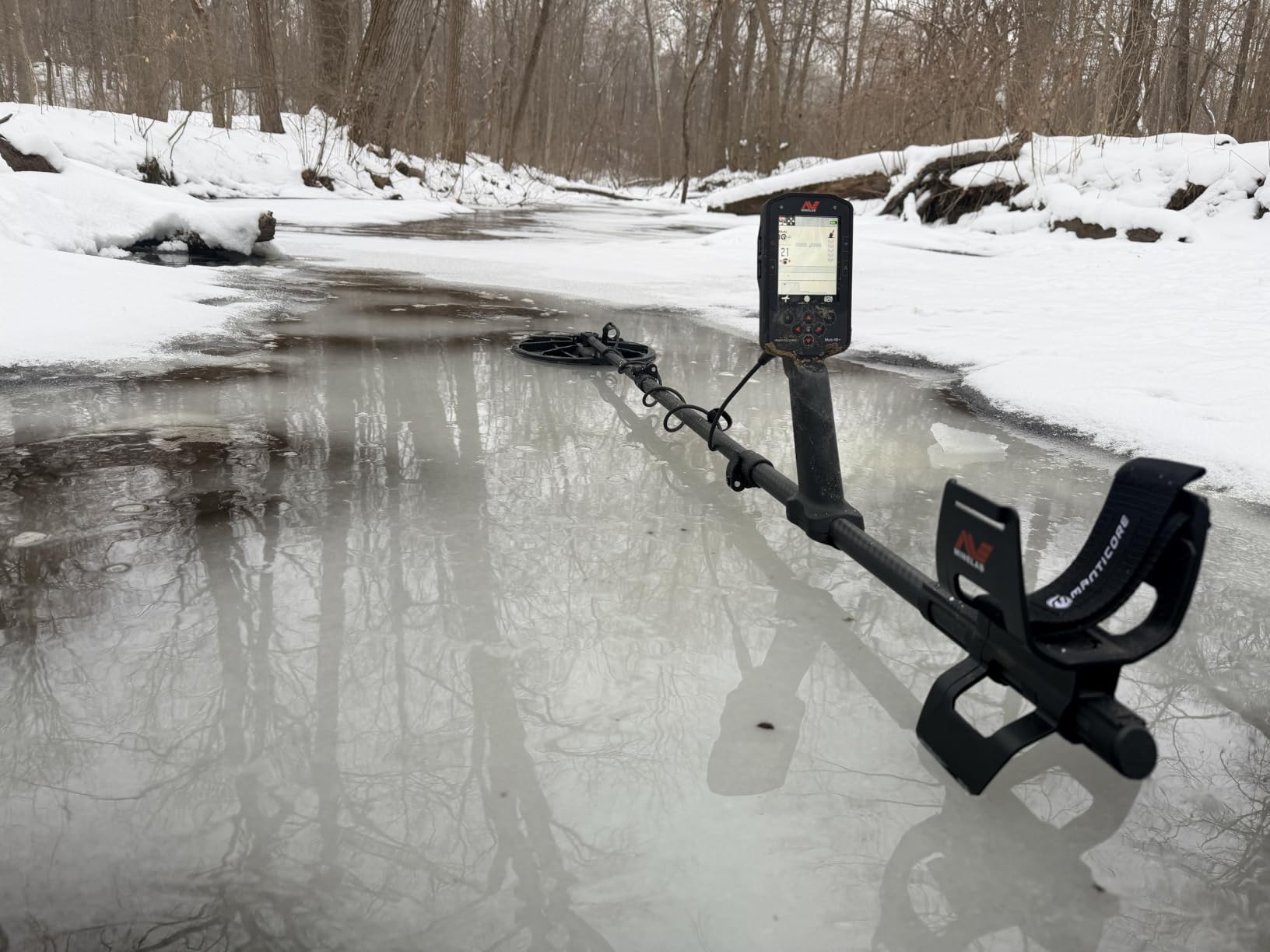 MINELAB MANTICORE High-Power Multi-IQ+ Waterproof Metal Detector for Adults with Advanced Target ID (11