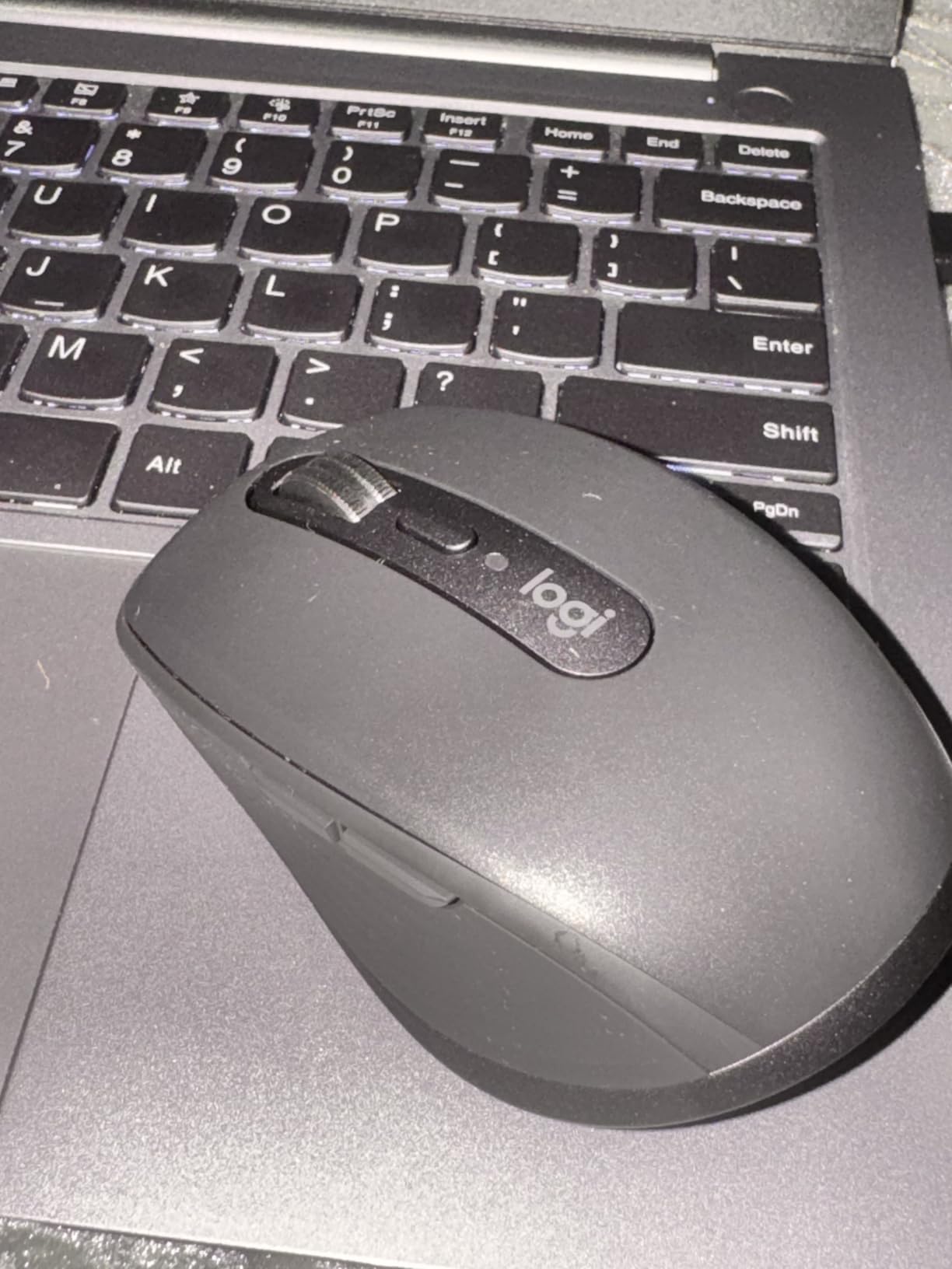 Logitech MX Anywhere 3S Compact Wireless Mouse Fast Scrolling 8K - Rose customer photo 2