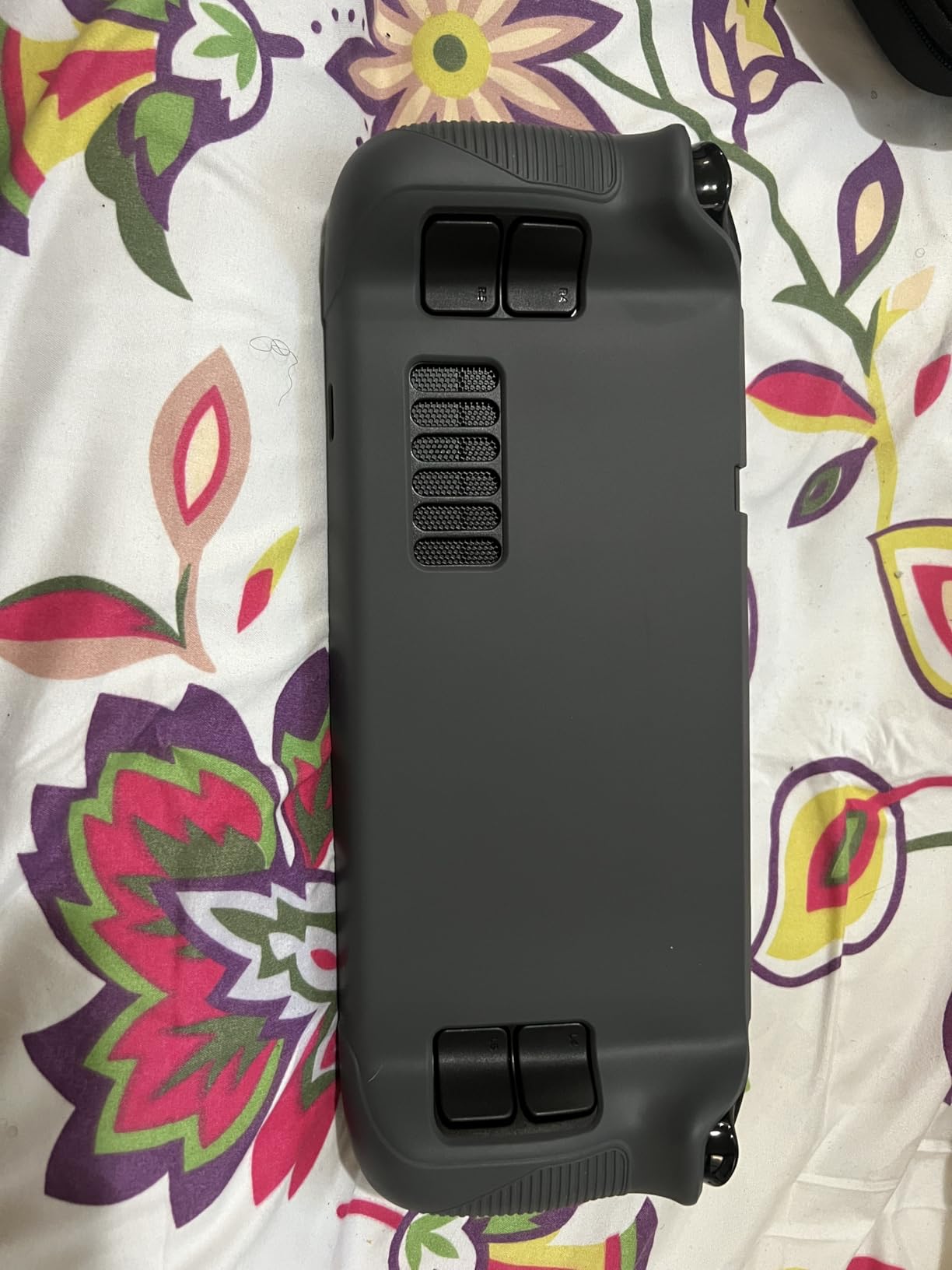 Syntech Protective Silicone Case for Steam Deck OLED & LCD - Gray | Upgraded Zero-Gap Fit Fixes Edge Sagging, All-Round Shock Absorption, Non-Slip Grips & Complimentary Thumb Caps Included customer photo 2