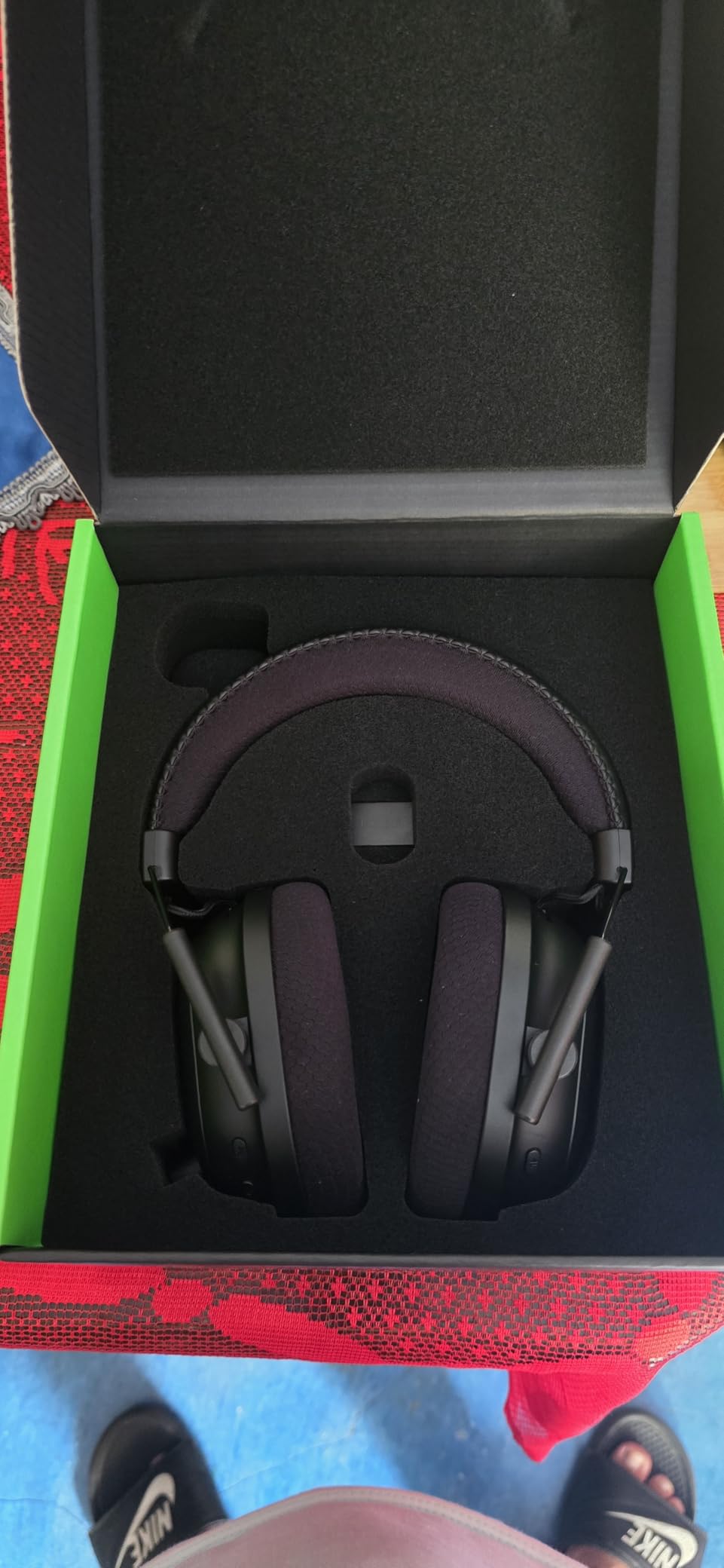 Razer BlackShark V2 Pro Wireless Gaming Headset, 70 Hr Battery, Black customer photo 1