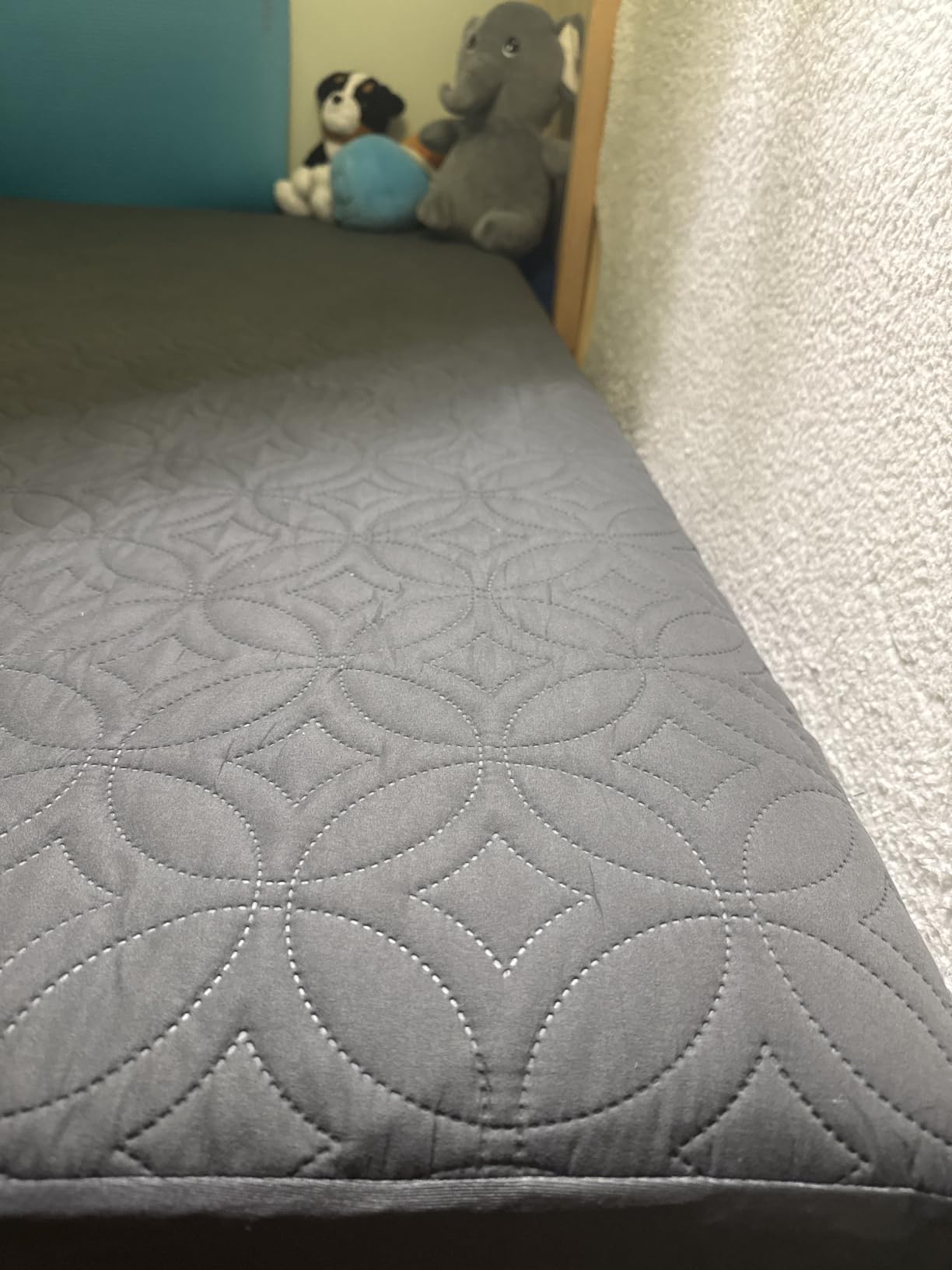 BEDLORE Waterproof Mattress Protector, Full Size Mattress Pad customer photo 2