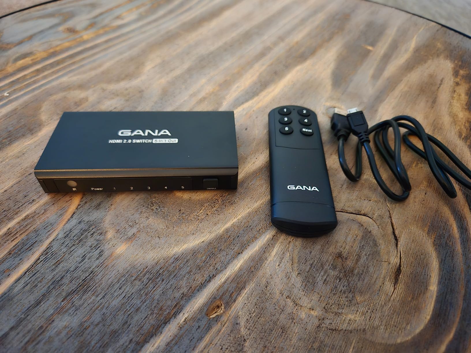 HDMI Switch 5 in 1 Out 4K@60Hz, GANA HDMI Splitter Switcher with Remote, Aluminum HDMI 2.0 Switch Box Hub for 3D, HDCP2.2, HDR, Compatible with Xbox, PS5/4/3,Fire Stick,Roku,Blu-Ray Player, Grey customer photo 2