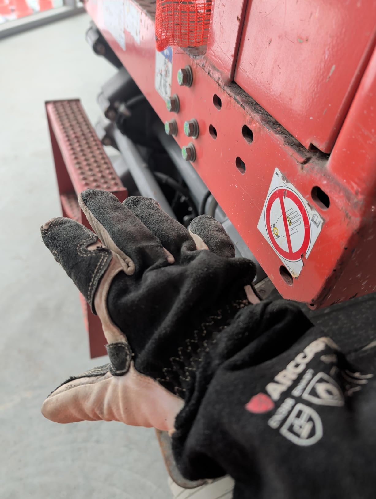 ARCCAPTAIN Tig Welding Gloves: Premium Goatskin Grain Leather, Dexterity, Comfort, Duralble Tig Gloves for Work Protection customer photo 1