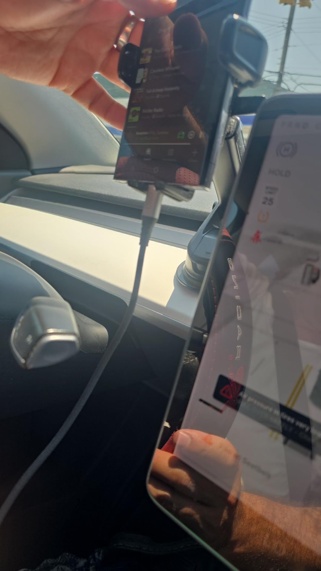 INIU 240W USB C to USB C Cable, [6.6ft+6.6ft] Fast Charging Type C Cord | Nylon Braided, Fast Charging, LED Indicator, USB-C Data Transfer, for iPhone 17 16 Pro, MacBook Pro, iPad, Samsung S26 etc customer photo 2