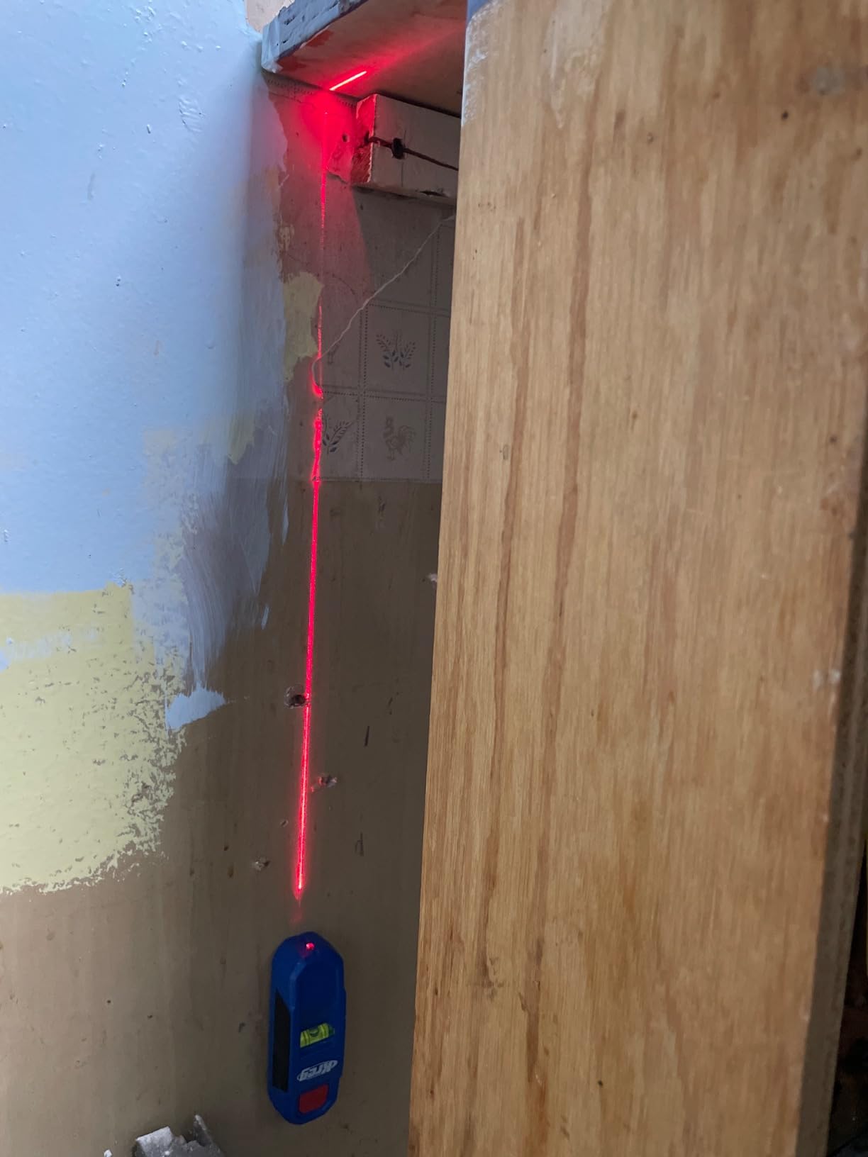 Kreg Magnetic Stud Finder with Laser-Mark, KMM1000LZ. customer photo 2