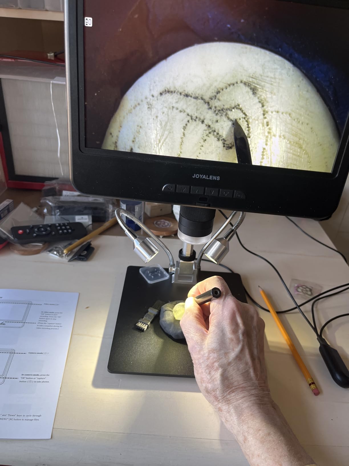 JL210 10.1'' Digital Microscope Full View Silver Coin Magnifier for Adults customer photo 2