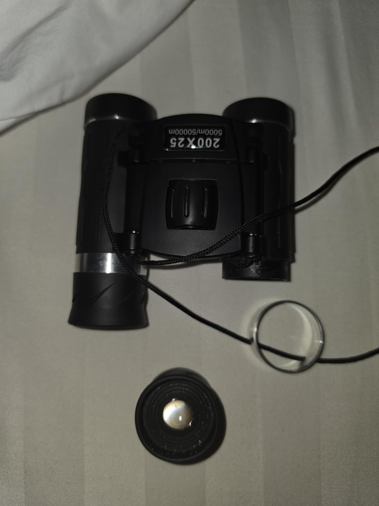 200x25 Compact Binoculars for Adults and Kids, High Powered Mini Pocket Binoculars, Waterproof Small Binocular for Bird Watching, Hunting, Concert, Theater, Opera, Traveling, Sightseeing customer photo 1