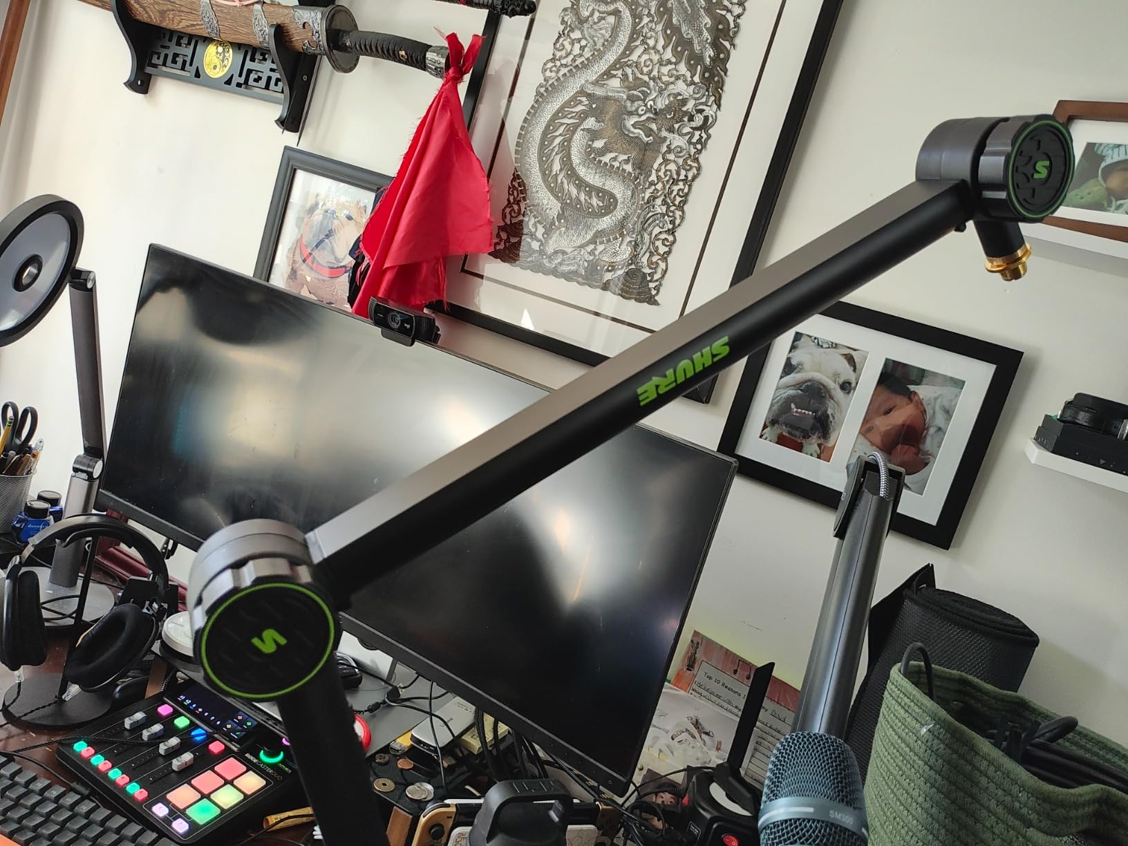 Shure by Gator Deluxe Broadcast Desktop Mic Boom Arm (SH-BROADCAST1) customer photo 1