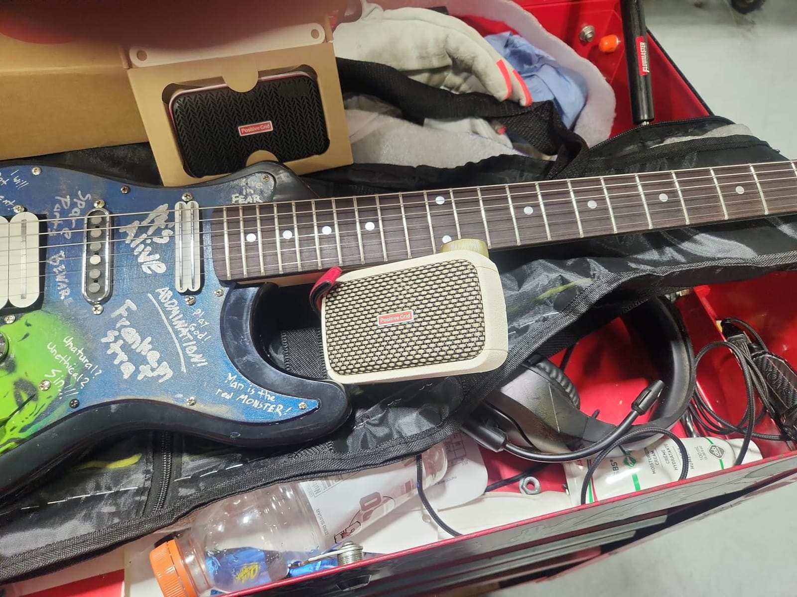 Positive Grid Spark GO 5W Ultra-Portable Smart Guitar Amp & Speaker customer photo 1