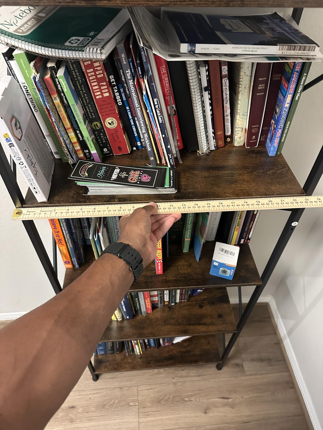 Shintenchi 5 Tiers Bookshelf, Classically Tall Bookcase Shelf,Industrial Book Rack,Modern Book Holder in Bedroom/Living Room/Home/Office, Storage Rack Shelves for Books/Movies,Gold customer photo 2