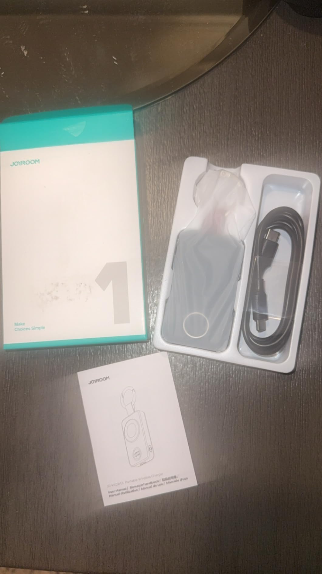 JOYROOM Portable 2000mAh Wireless Charger Compatible for Apple Watch Series 11/10/9/8/7/6/5/4/3/2/1/SE/UItra 3/UItra 2/Ultra, Compact Magnetic iWatch Charger Keychain Style Travel Essentials (Black) customer photo 2