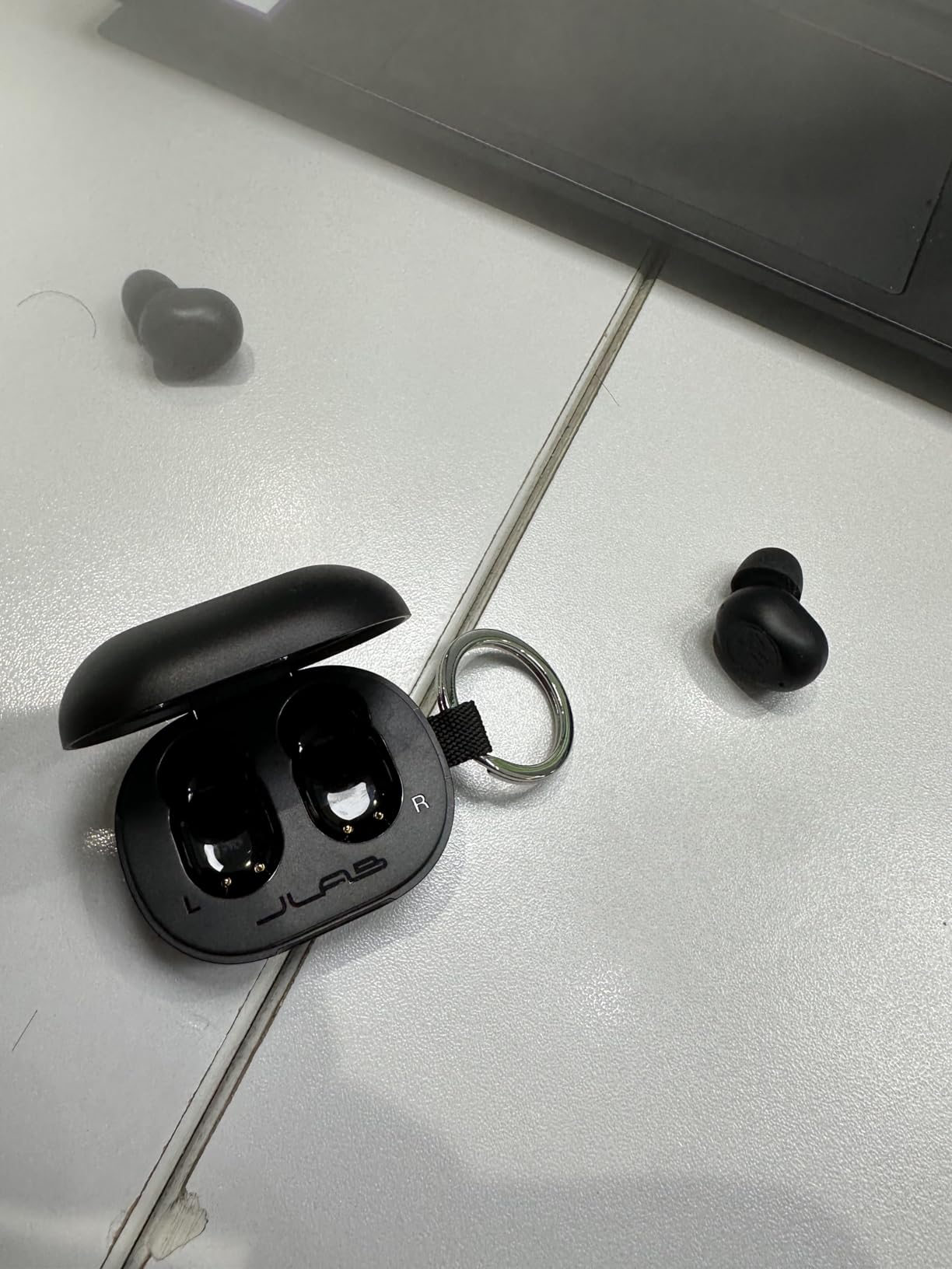 JLab JBuds Mini True Wireless Earbuds, Bluetooth Multipoint Teal customer photo 2