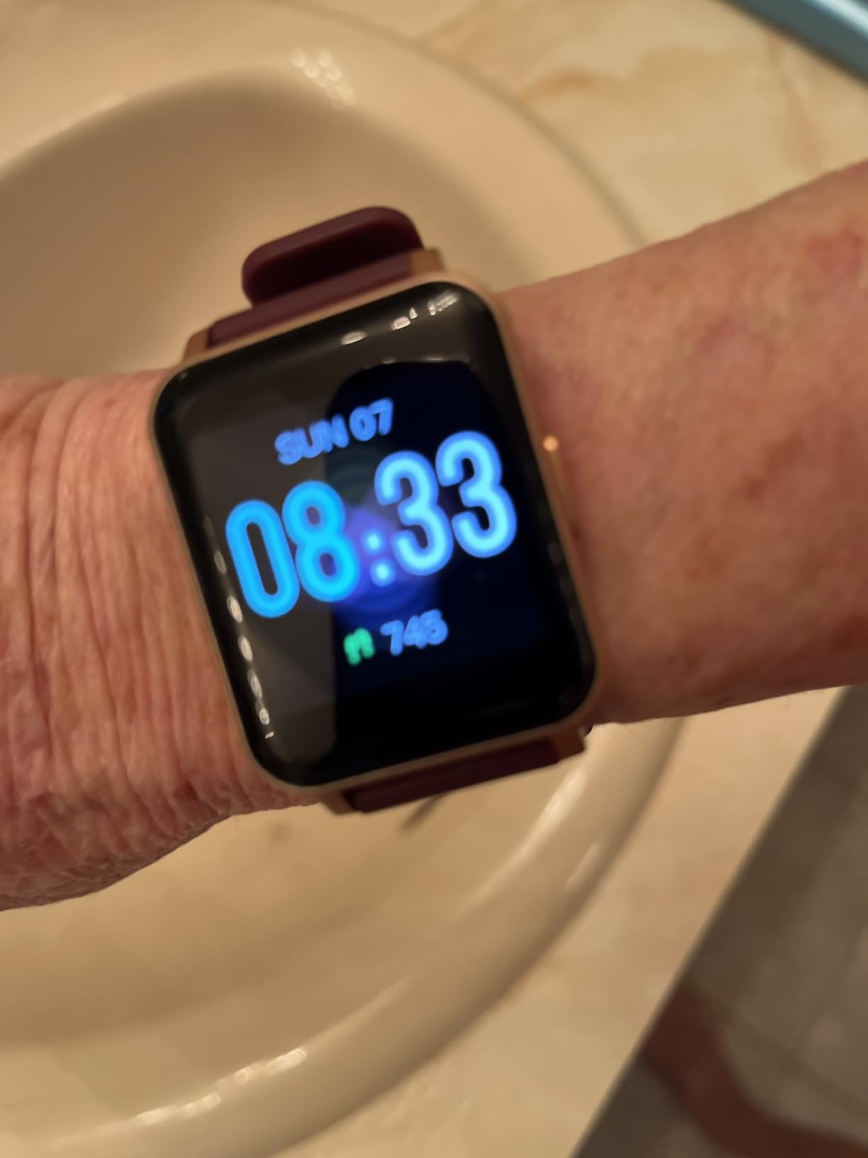 Fitness Tracker Watch with Heart Rate, Activity Tracker, Pedometer Watch customer photo 1