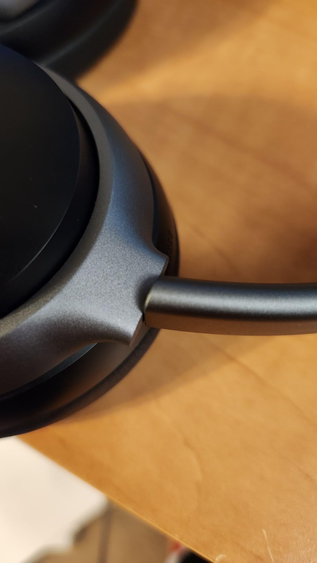 Bose QuietComfort Ultra Bluetooth Headphones, Wireless Headphones with Spatial Audio, Over Ear Noise Cancelling with Mic, Up to 24 Hours of Playtime, White Smoke customer photo 2