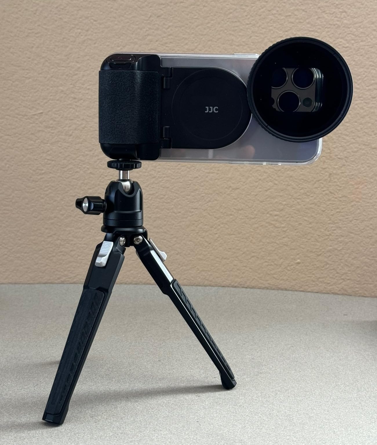 Magnetic Phone Camera Grip Shooting Holder w Tripod Mount & Shutter Remote customer photo 2