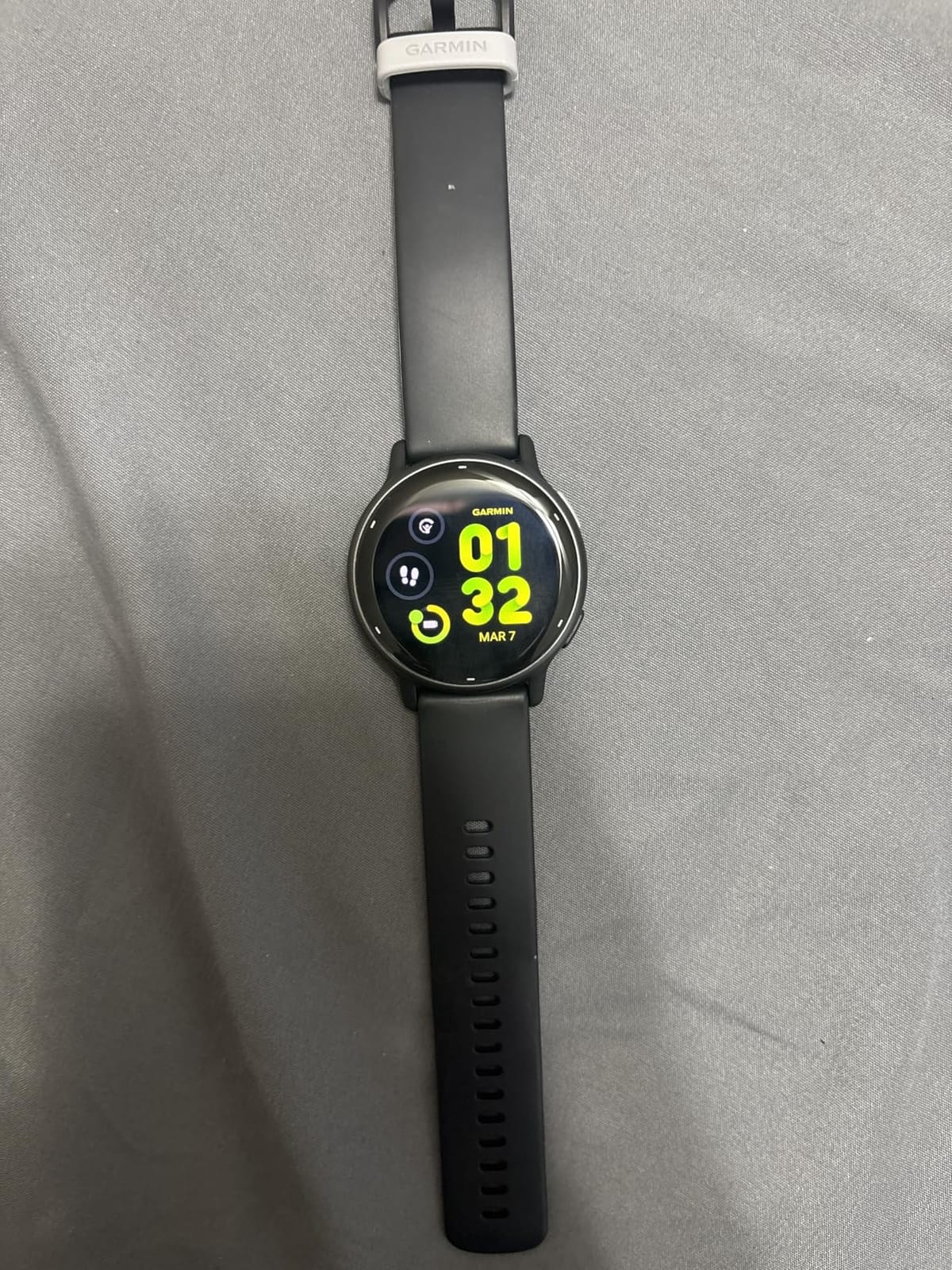 Garmin vívoactive® 5, Health & Fitness GPS Smartwatch, 42mm, Black customer photo 2