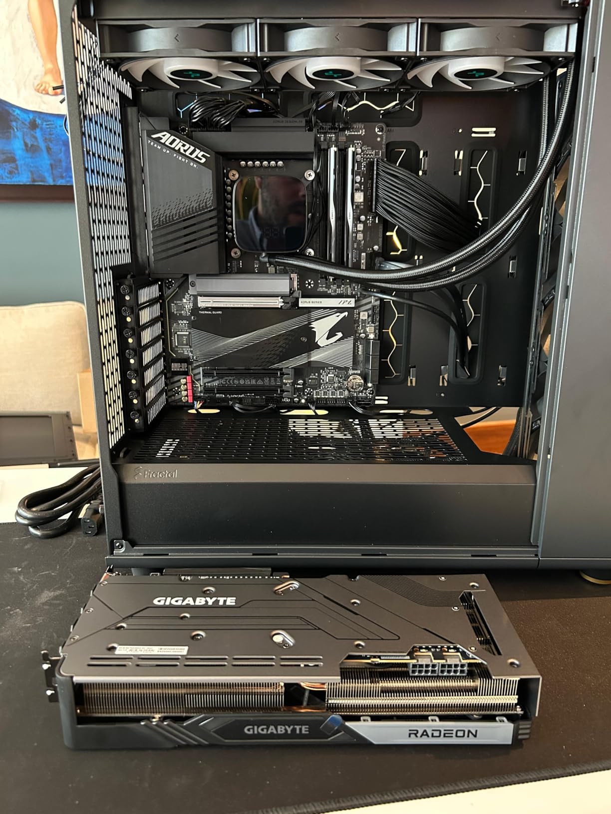 GIGABYTE Radeon RX 7800 XT Gaming OC 16GB Graphics Card - 16GB GDDR6 256-bit, Windforce Cooling System, Metal Back Plate, DP 2.1, HDMI 2.1, AMD RDNA 3 Architecture, GV-R78XTGAMING OC-16GD customer photo 2