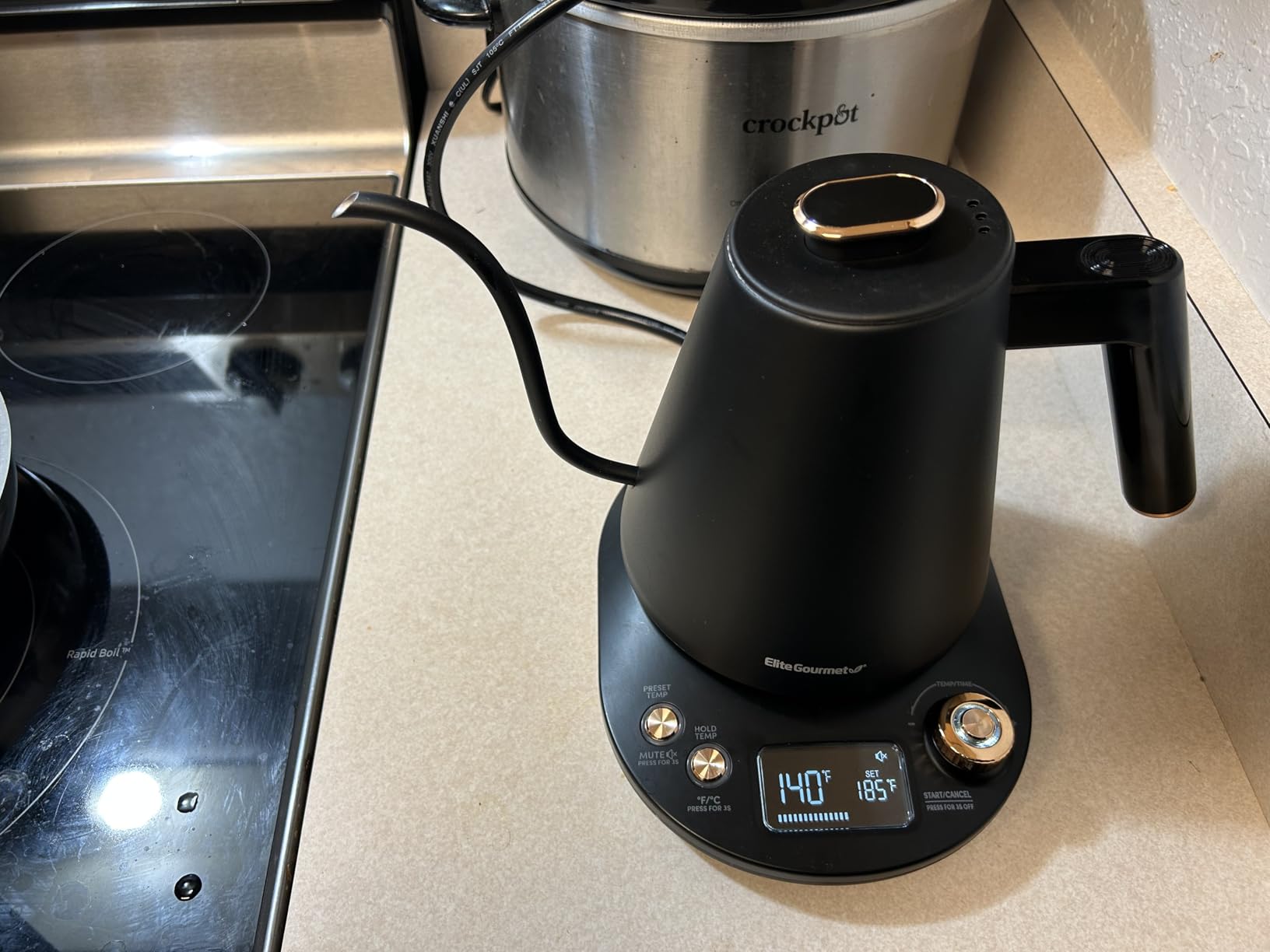 Elite Gourmet EKT3001 1L Digital Kettle, 304 Stainless Steel, Matte Black customer photo 2